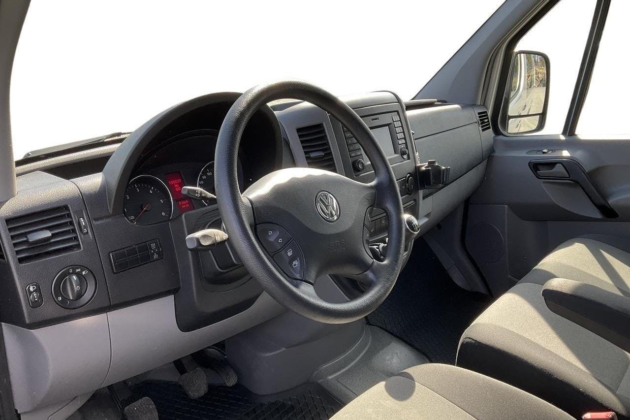 VW Crafter 35 2.0 TDI Skåp (163hk) - 105 540 km - Käsitsi - hõbe - 2016
