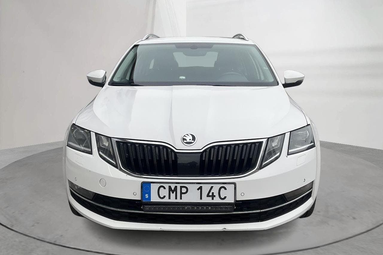 Skoda Octavia III 1.5 TSI G-TEC Combi (130hk) - 356 820 km - Automatic - white - 2020