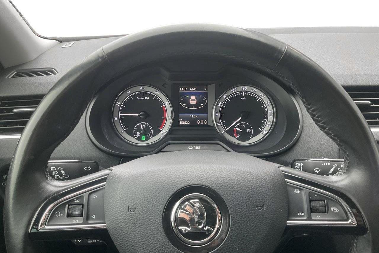 Skoda Octavia III 1.5 TSI G-TEC Combi (130hk) - 356 820 km - Automatic - white - 2020
