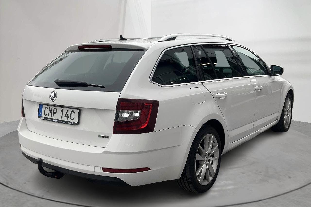 Skoda Octavia III 1.5 TSI G-TEC Combi (130hk) - 356 820 km - Automatic - white - 2020