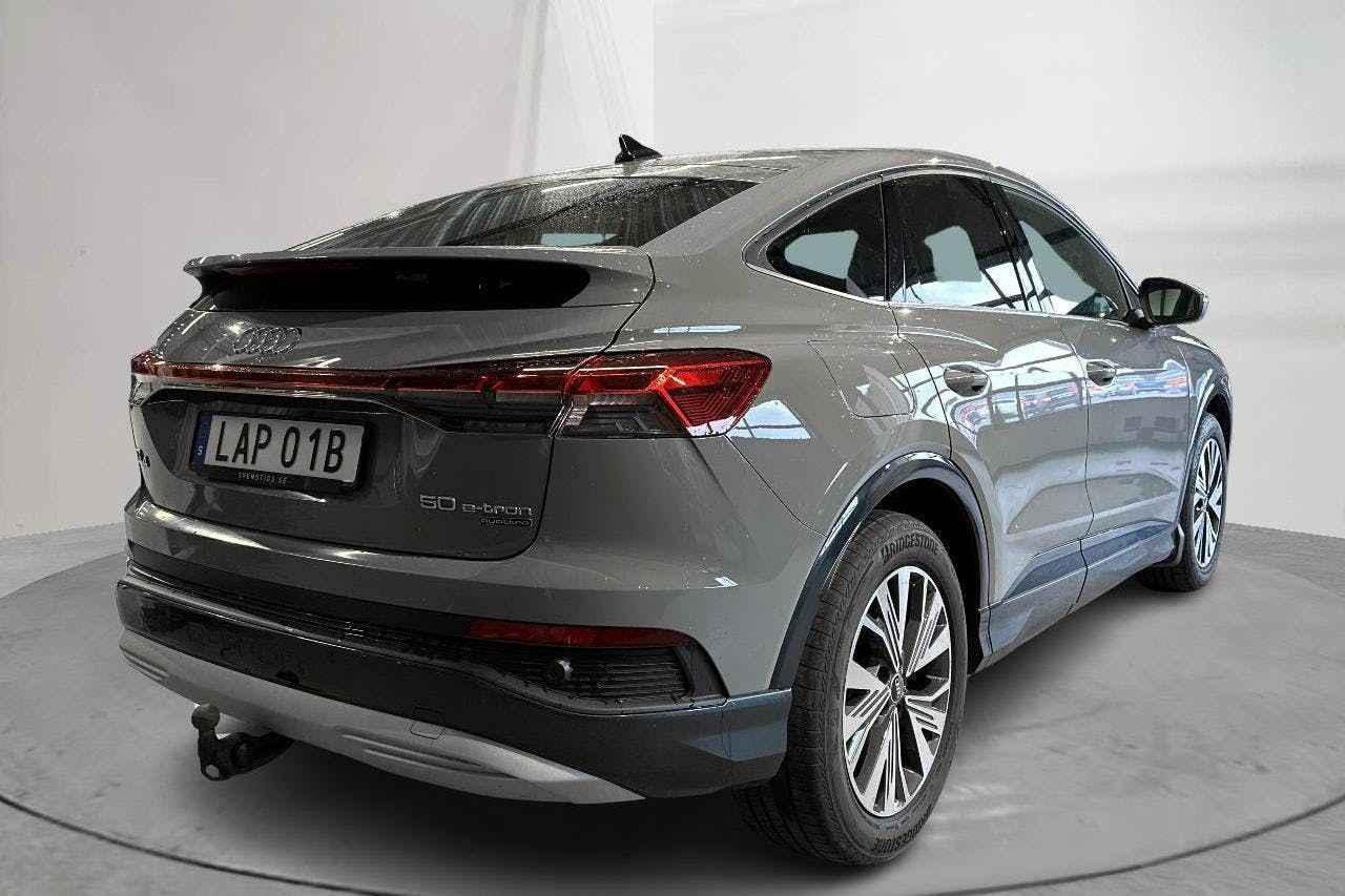 Audi Q4 50 Sportback e-tron quattro 77 kWh (299hk) - 34 590 km - Automaatne - hall - 2022