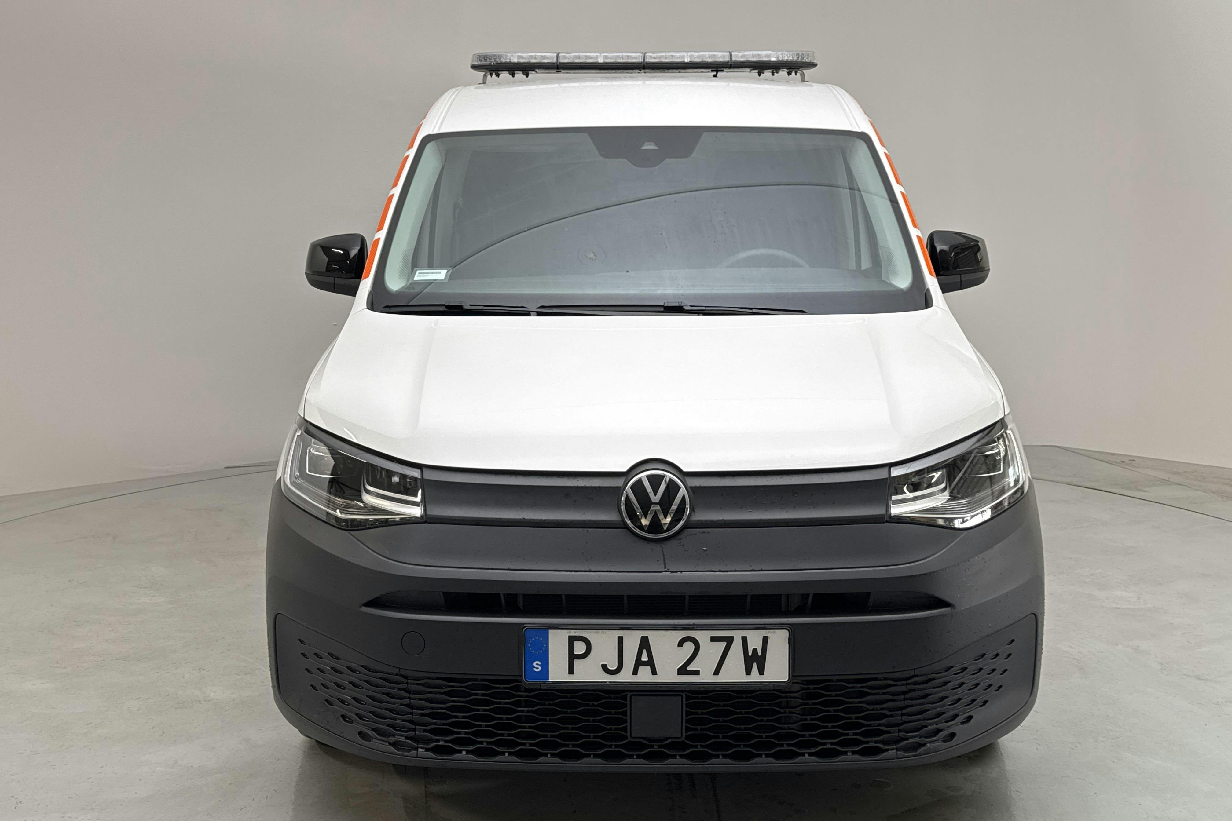 VW Caddy Cargo 2.0 TDI Skåp 4MOTION (122hk) - 13 450 km - Manuaalinen - valkoinen - 2023