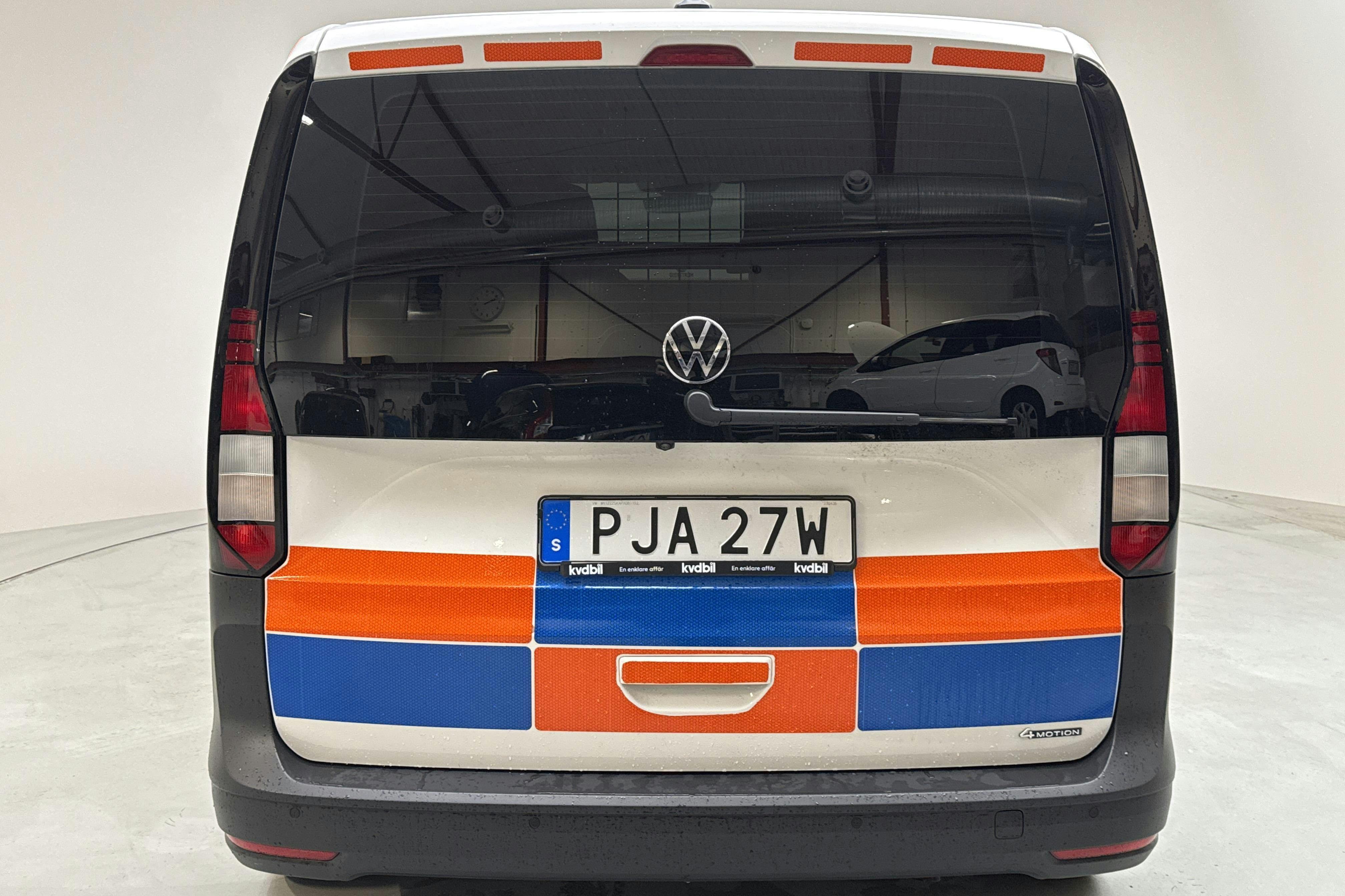 VW Caddy Cargo 2.0 TDI Skåp 4MOTION (122hk) - 13 450 km - Manuaalinen - valkoinen - 2023