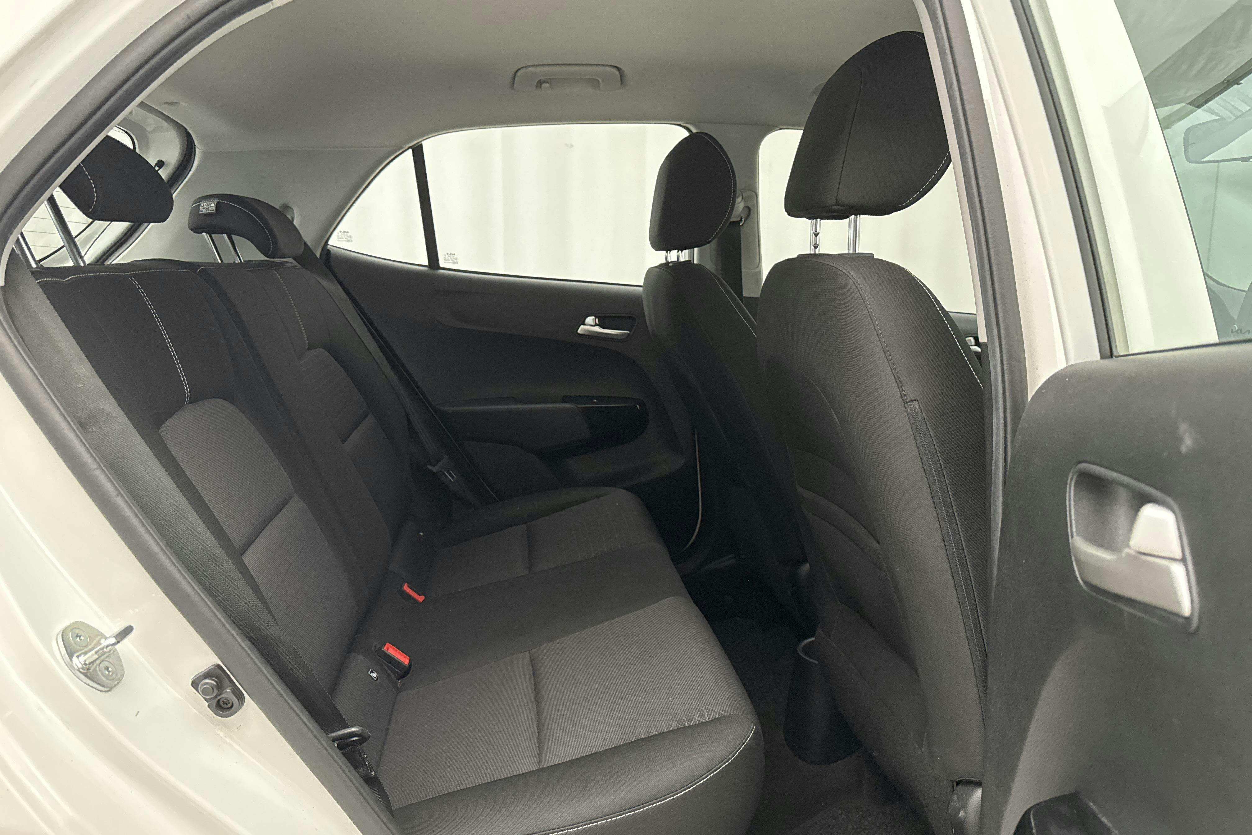 KIA Picanto 1.0 DPI (67hk) - 33 450 km - Manual - white - 2023