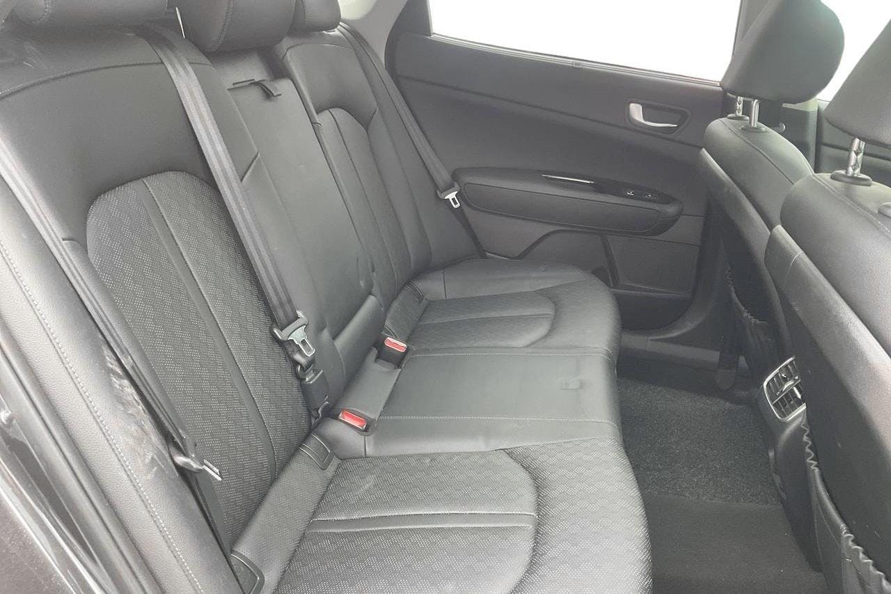 KIA Optima 2.0 GDi Plug-in Hybrid SW (205hk) - 96 610 km - Automatyczna - szary - 2020