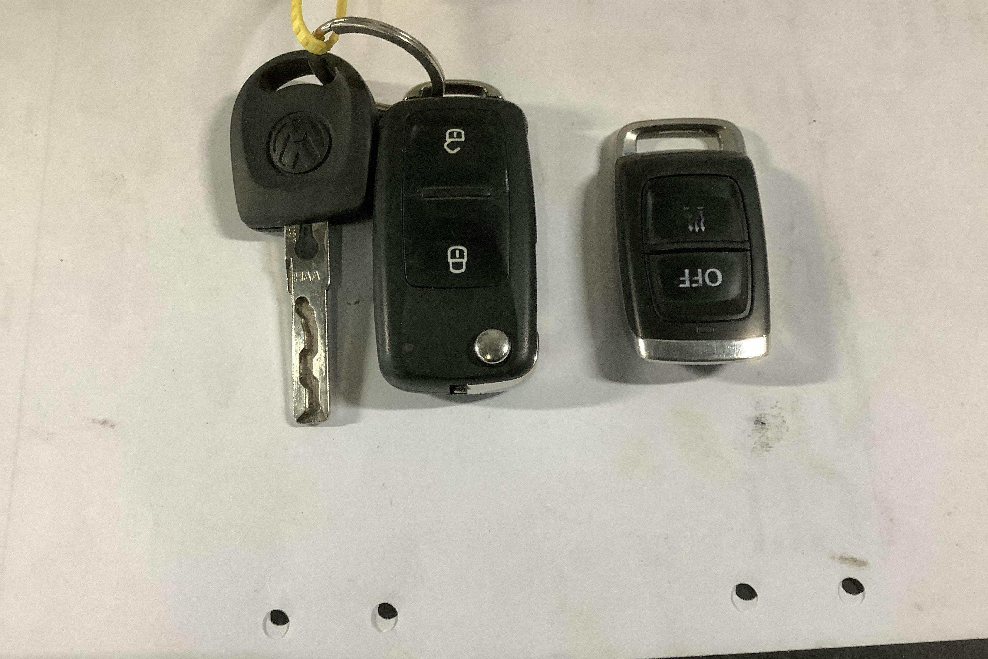 VW Transporter T6 2.0 TDI BMT Skåp 4MOTION (150hk) - 169 990 km - Käsitsi - valge - 2018