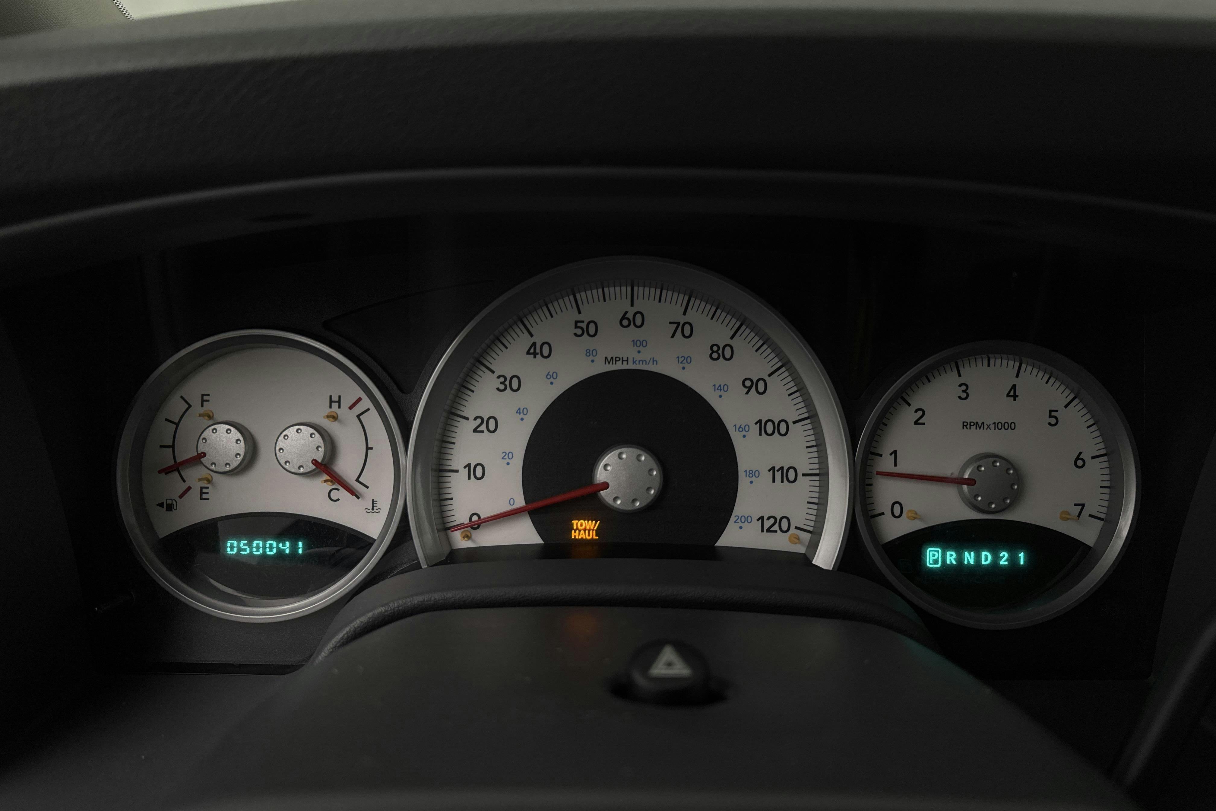 Dodge Durango 5.7 L Hemi V8 4WD (340hk) - 80 540 km - Automaattinen - musta - 2004