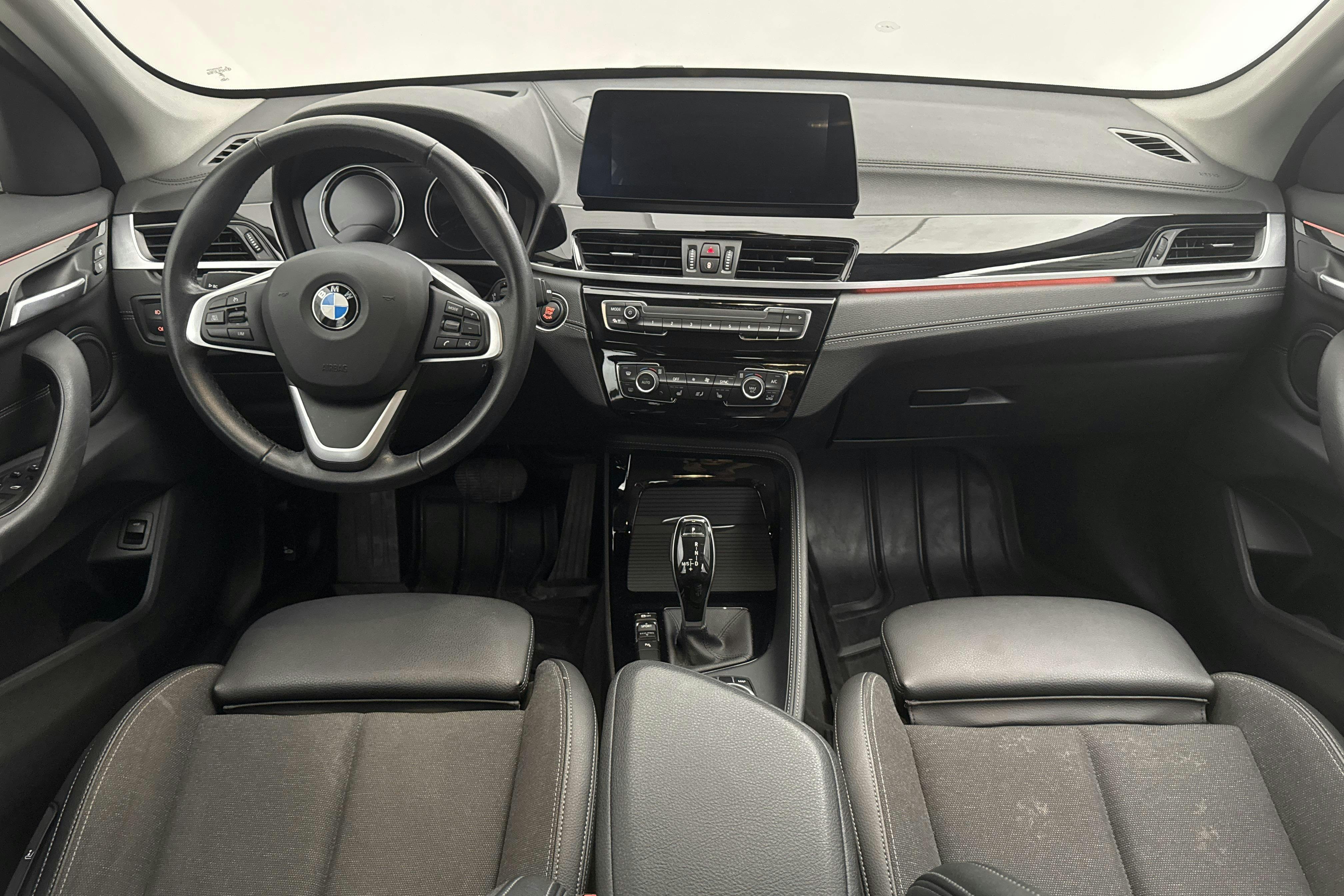 BMW X1 sDrive20i LCI, F48 (192hk) - 83 010 km - Automatic - black - 2020