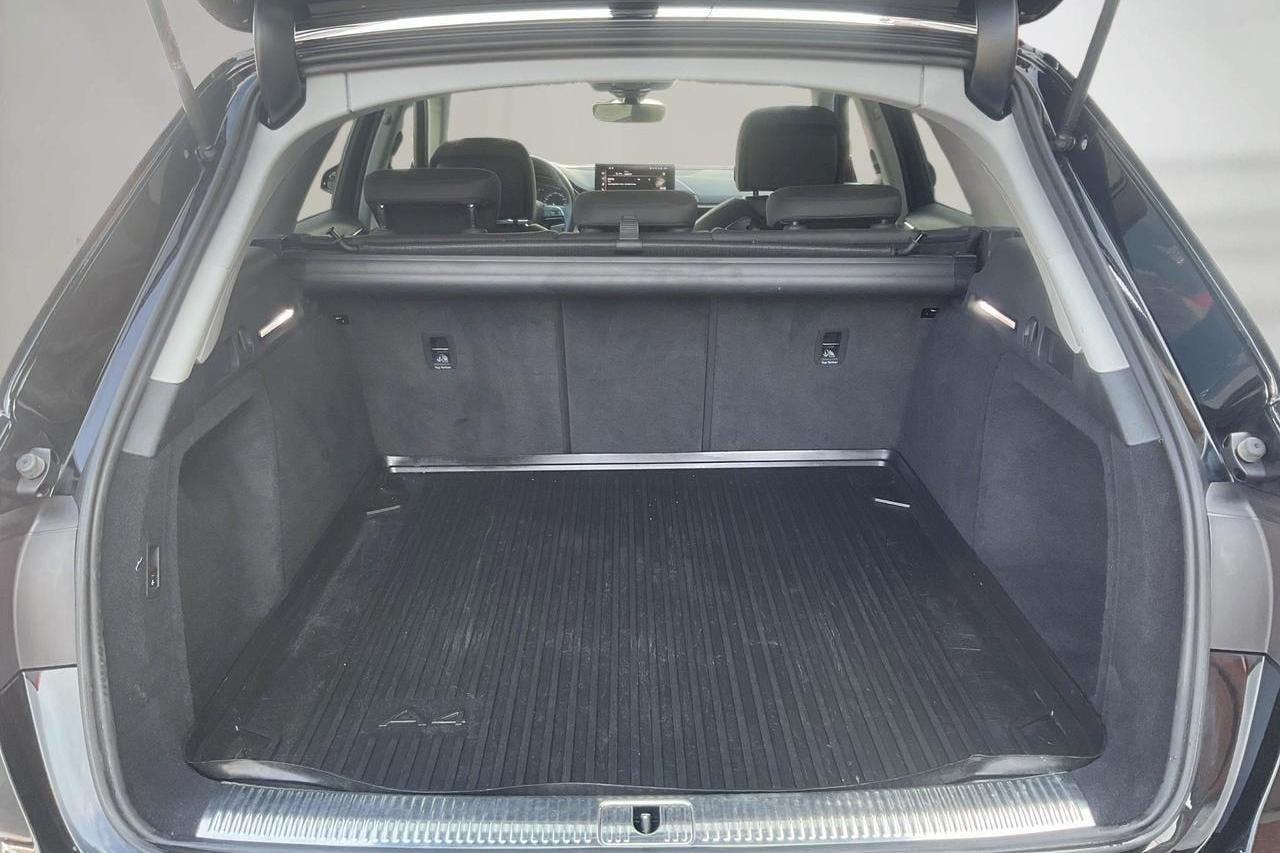 Audi A4 Avant 40 TDI quattro (204hk) - 103 380 km - Automaatne - must - 2022