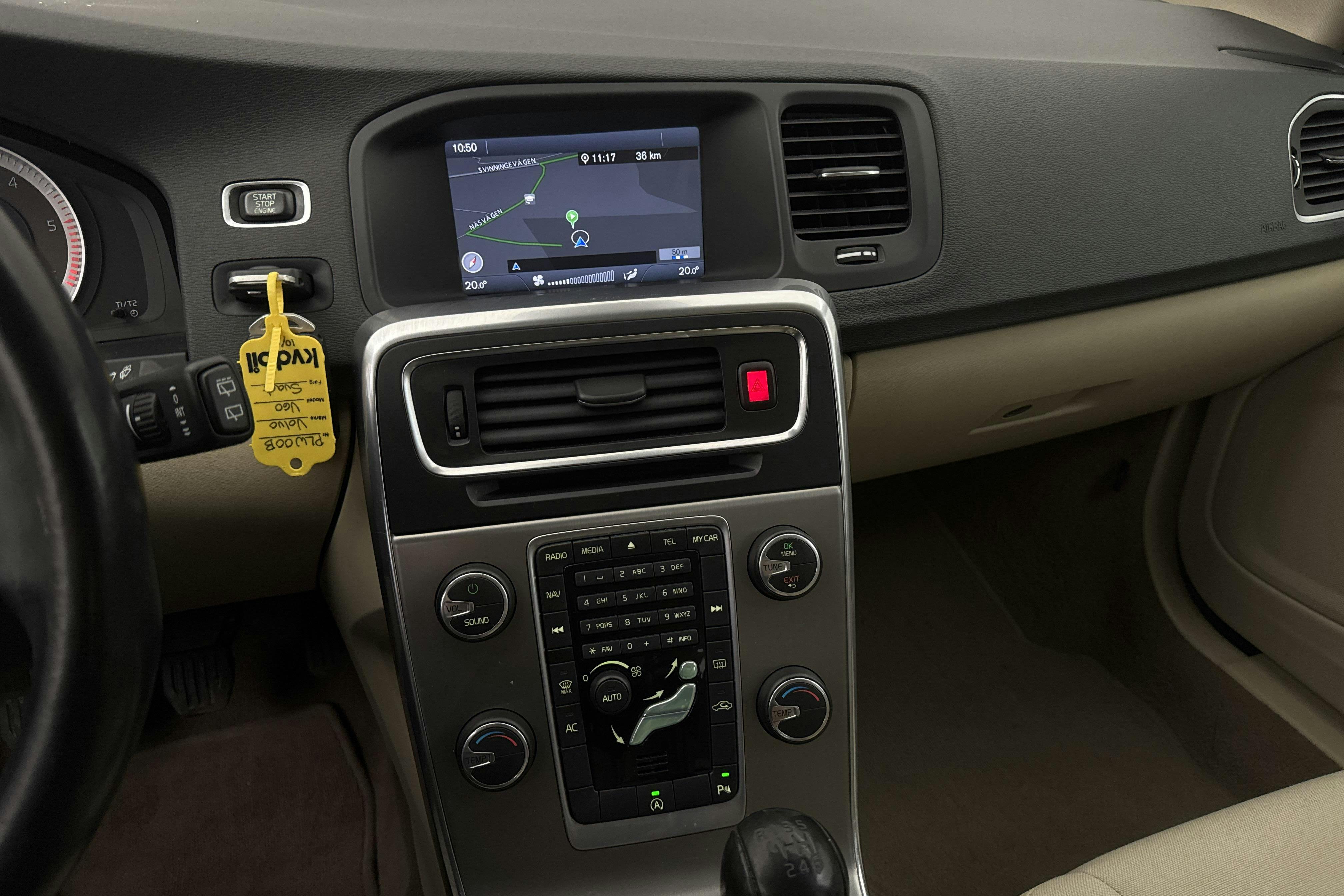 Volvo V60 D2 (115hk) - 207 910 km - Manual - black - 2013