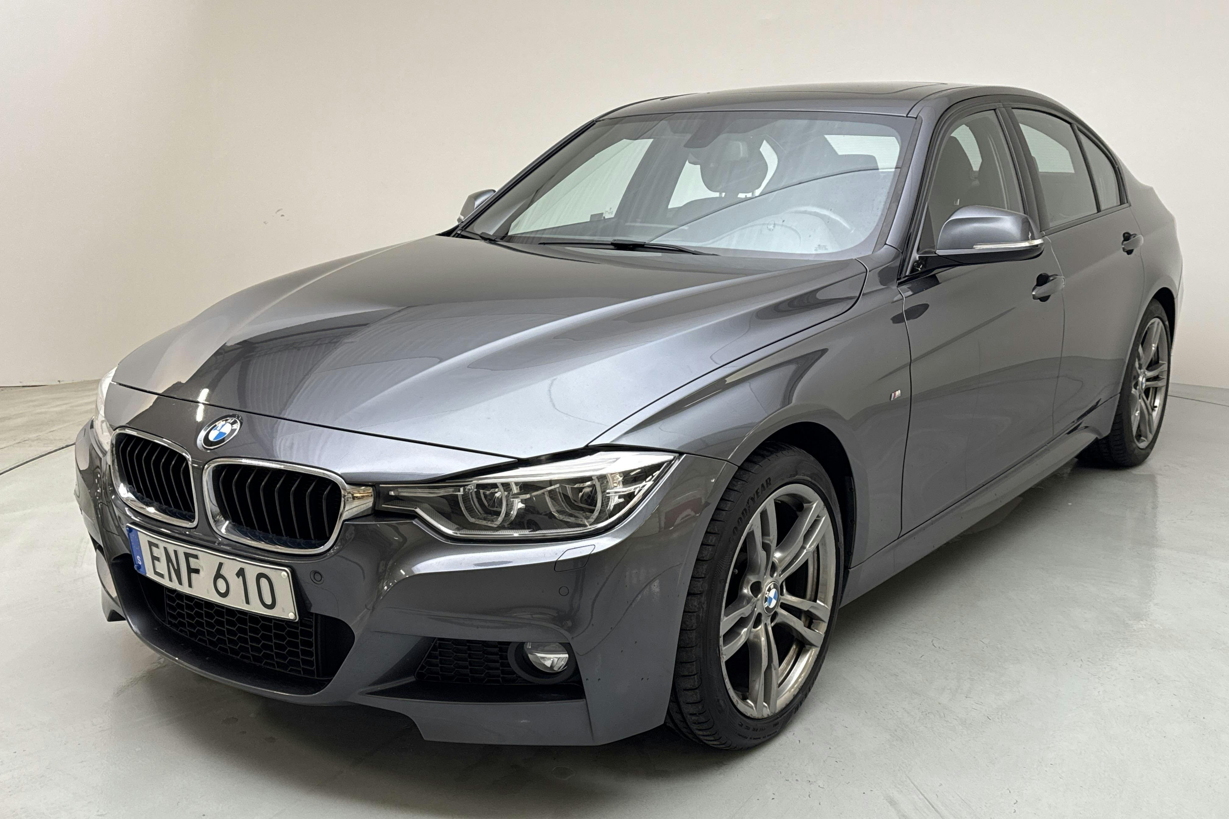BMW 318d Sedan, F30 (150hk) - 10 955 mil - Automat - grå - 2017