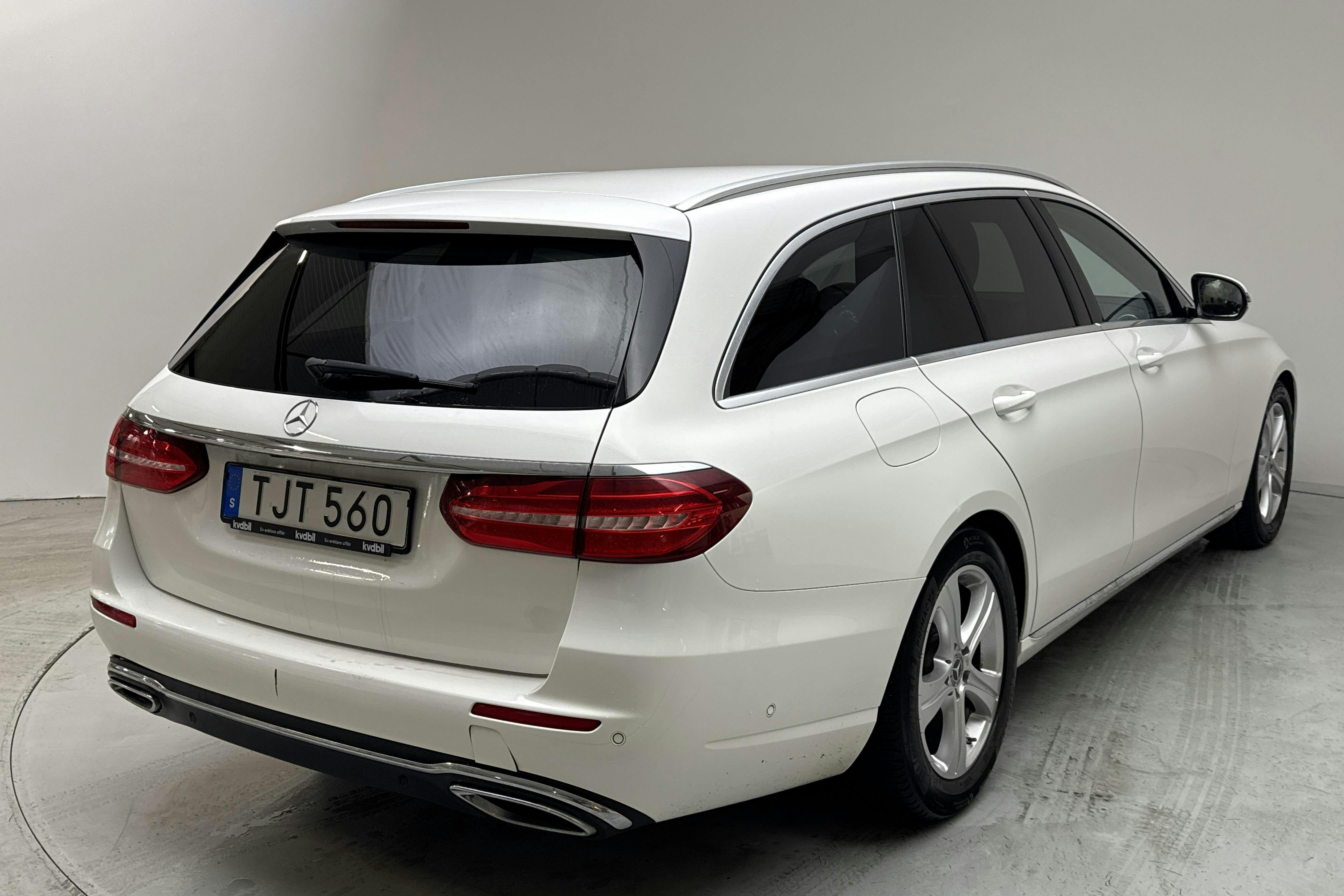 Mercedes E 200 d Kombi S213 (150hk) - 101 270 km - Automatic - white - 2018