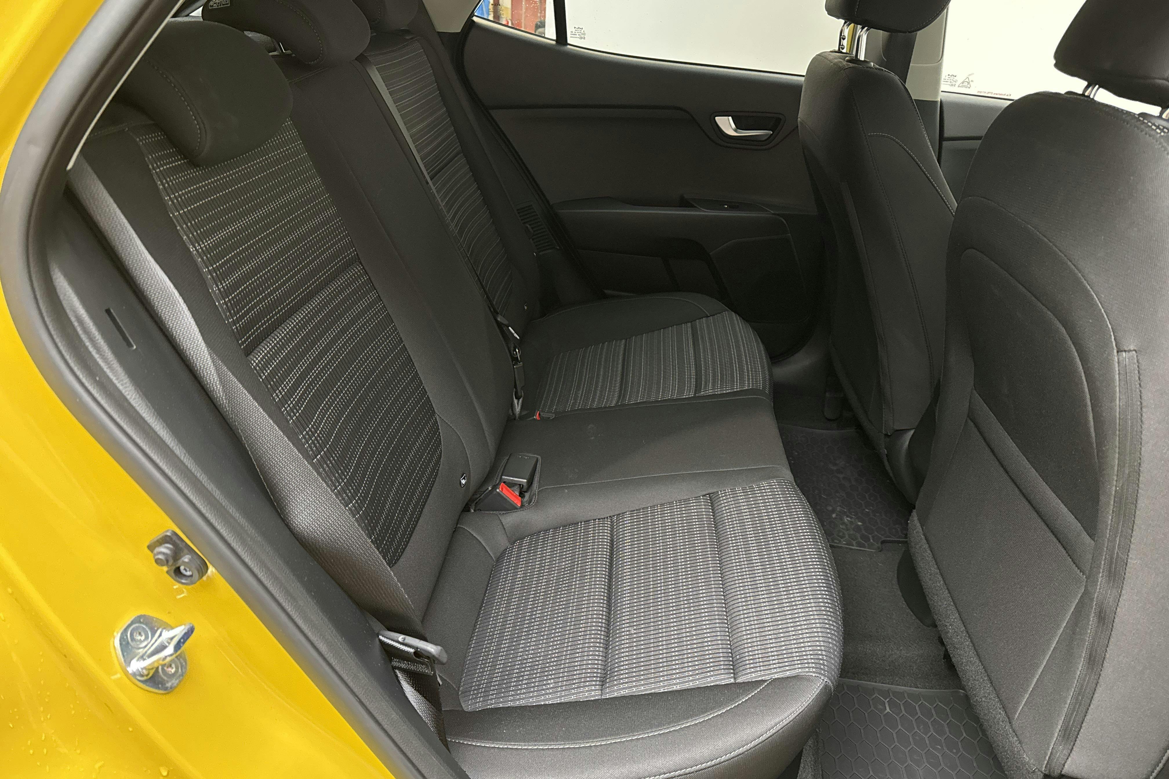 KIA Stonic 1.0 T-GDi 48V (120hk) - 24 850 km - Automaatne - kollane - 2022