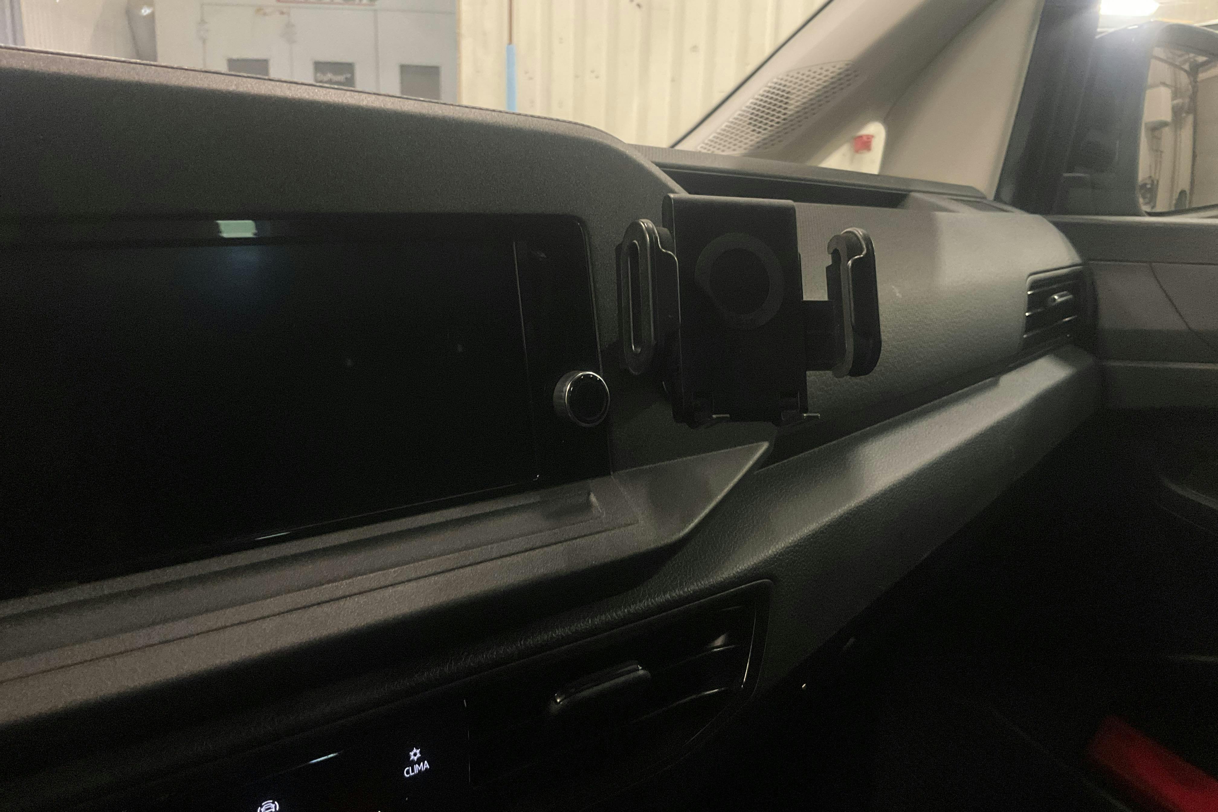 VW Caddy Cargo 2.0 TDI Skåp (122hk) - 85 370 km - Automatyczna - szary - 2021
