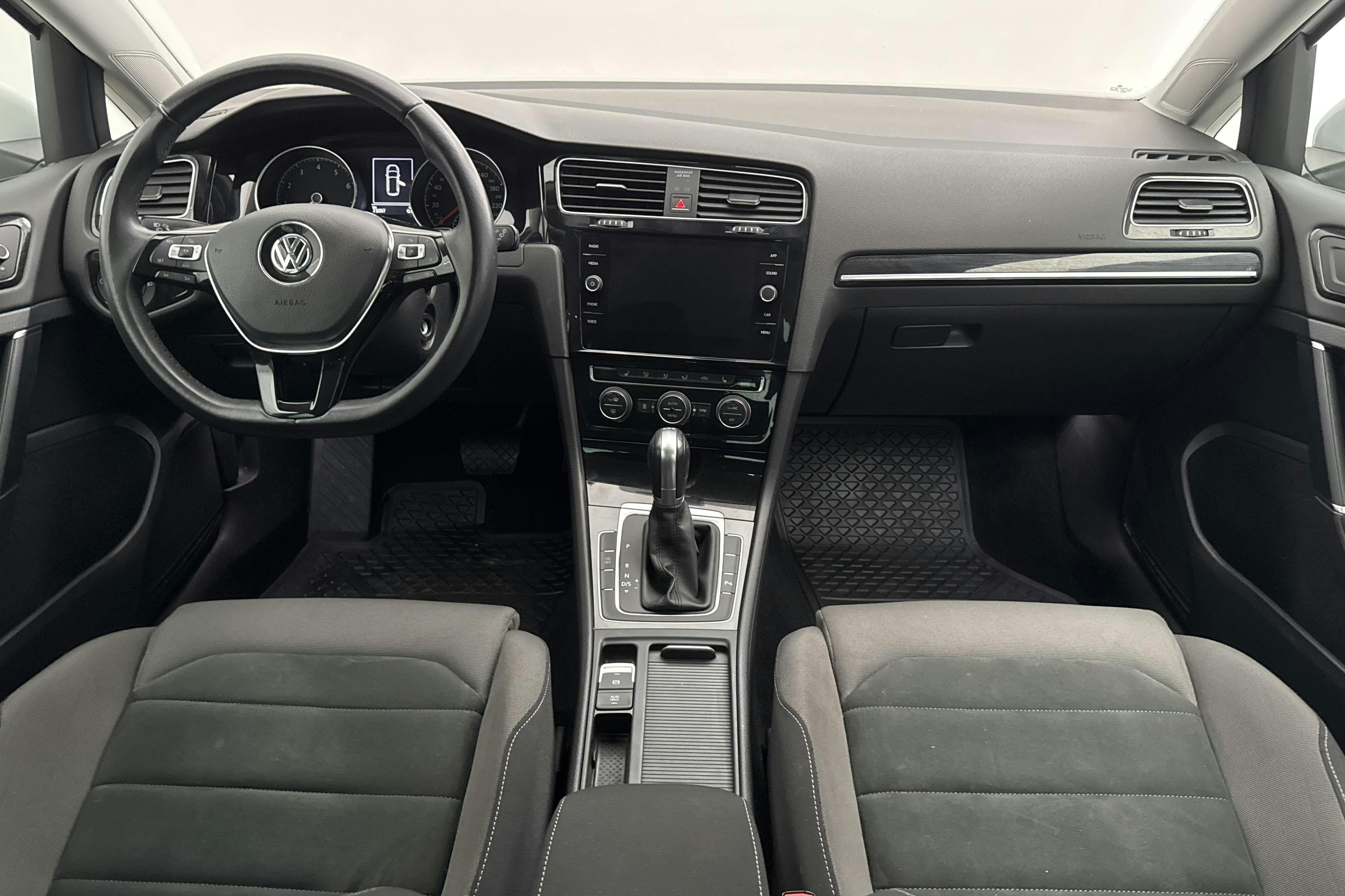 VW Golf VII 1.4 TSI Sportscombi (150hk) - 73 100 km - Automatic - white - 2018