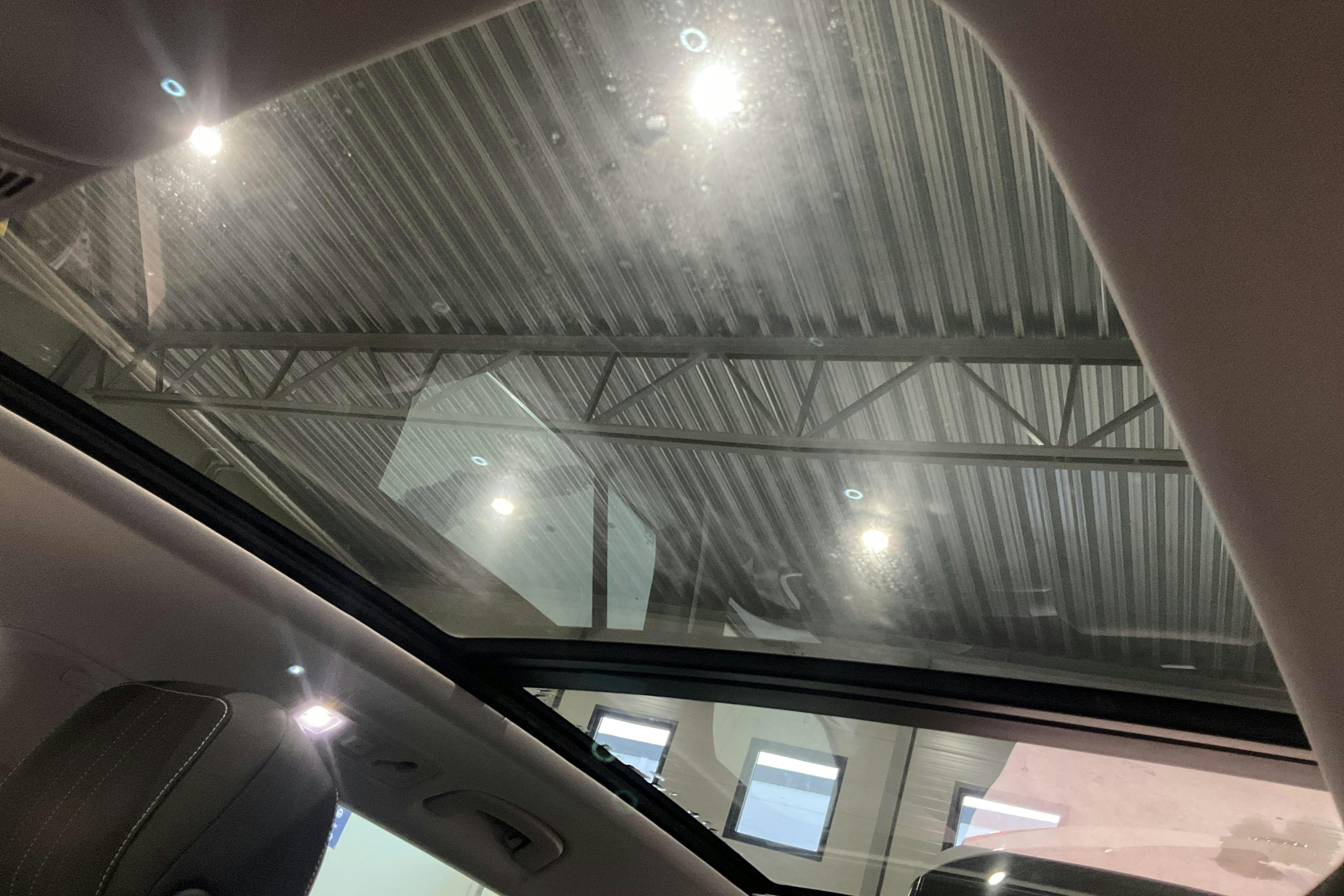 VW Passat Alltrack 2.0 TDI Sportscombi 4Motion (200hk) - 107 150 km - Automatic - white - 2021