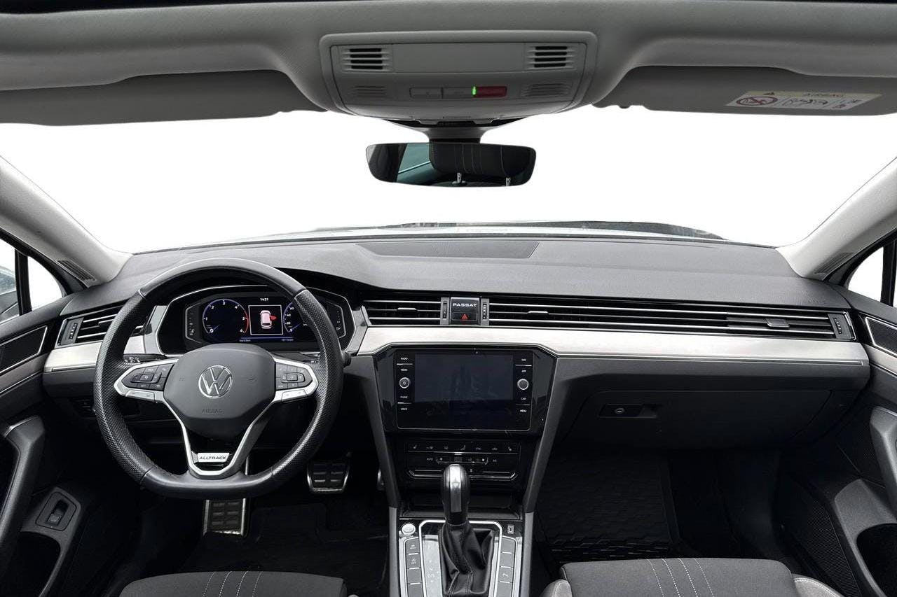 VW Passat Alltrack 2.0 TDI Sportscombi 4Motion (200hk) - 107 150 km - Automatic - white - 2021