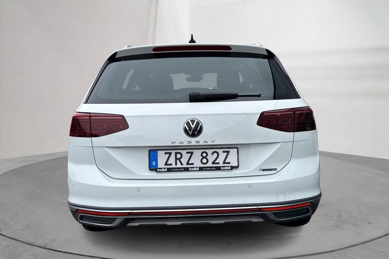 VW Passat Alltrack 2.0 TDI Sportscombi 4Motion (200hk) - 107 150 km - Automatic - white - 2021