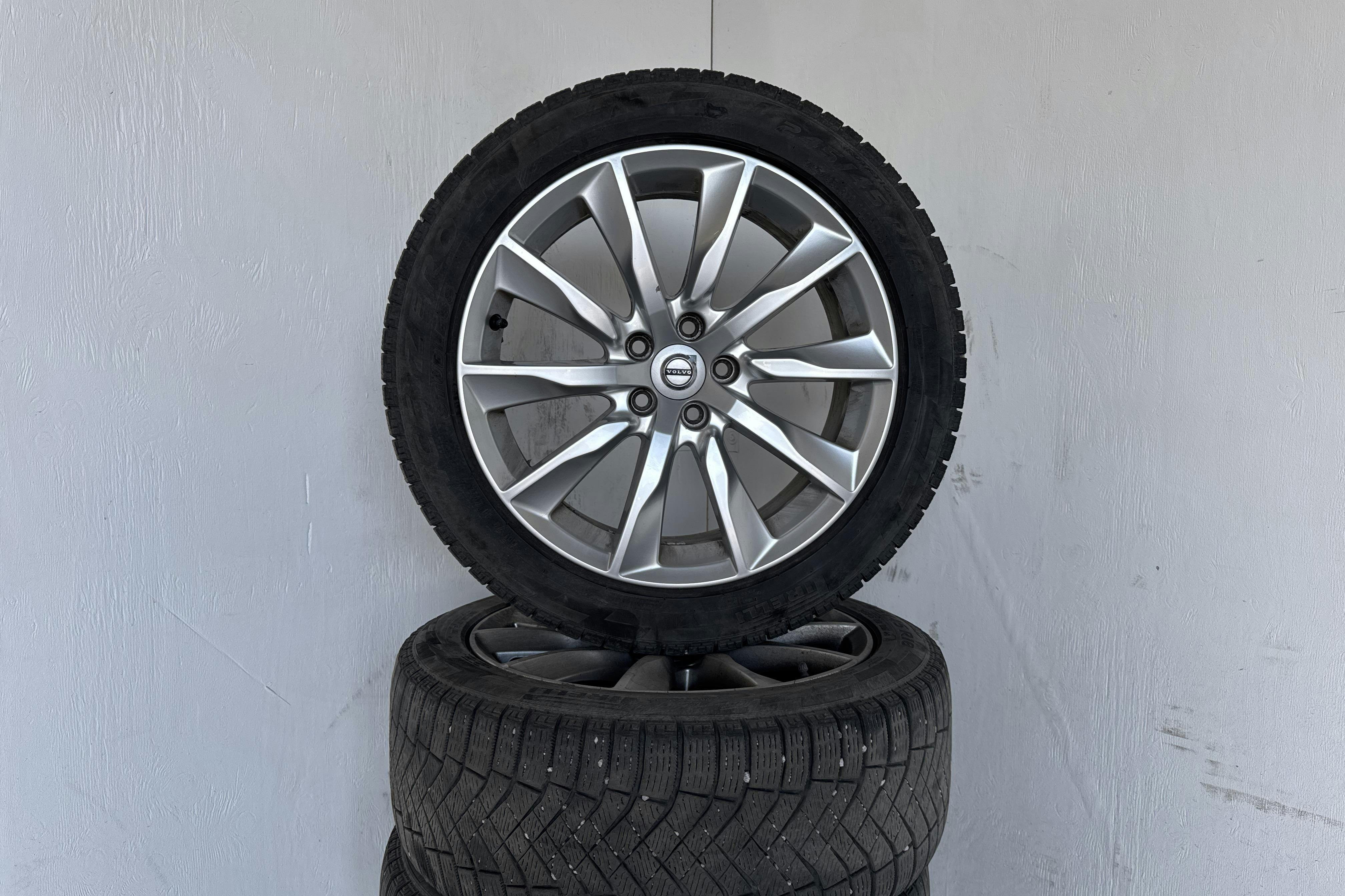 Volvo V90 D4 AWD (190hk) - 12 760 mil - Automat - vit - 2020