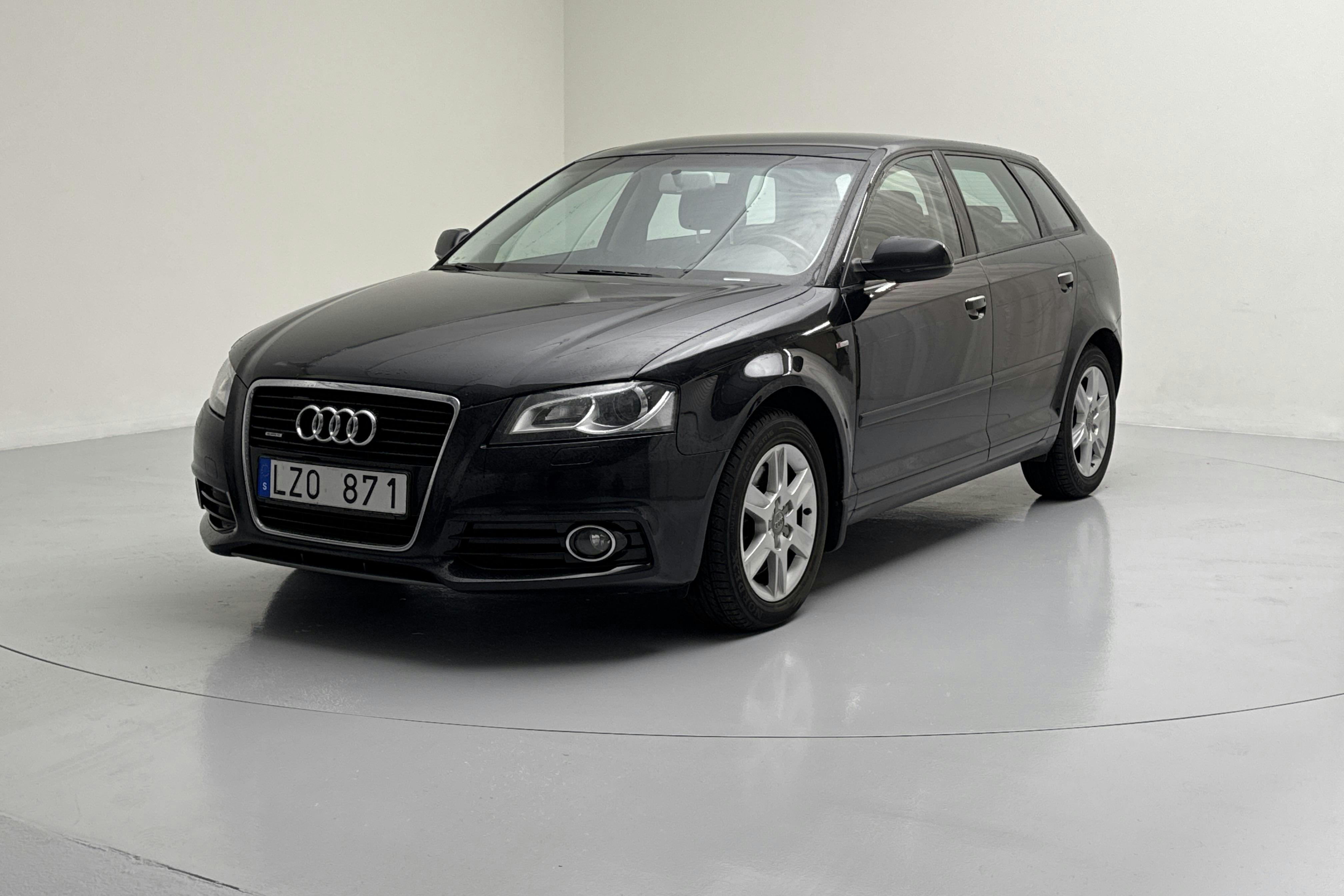 Audi A3 2.0 TDI Sportback quattro (140hk) - 177 250 km - Manualna - czarny - 2012