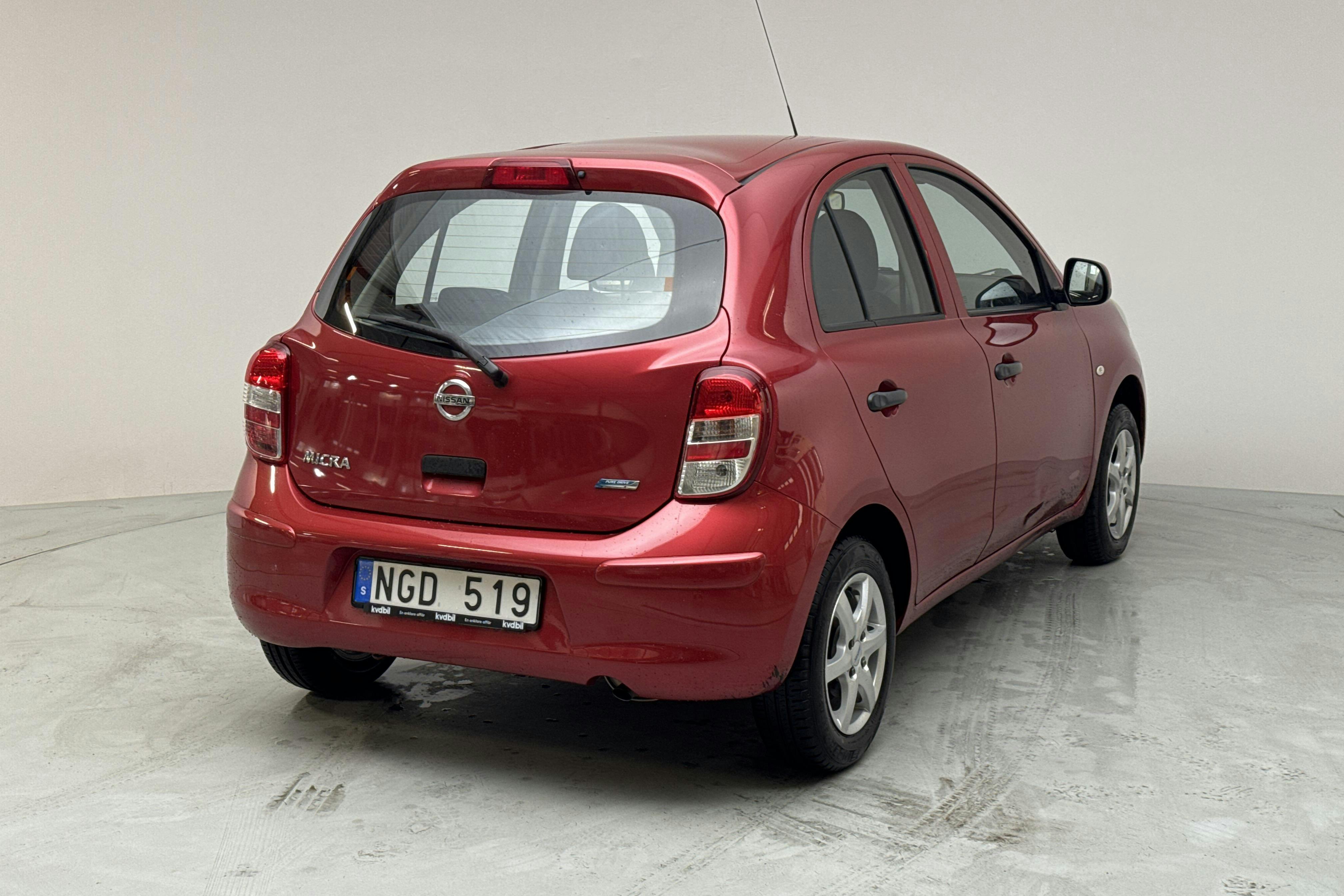 Nissan Micra 1.2 5dr (80hk) - 90 810 km - Manual - red - 2013
