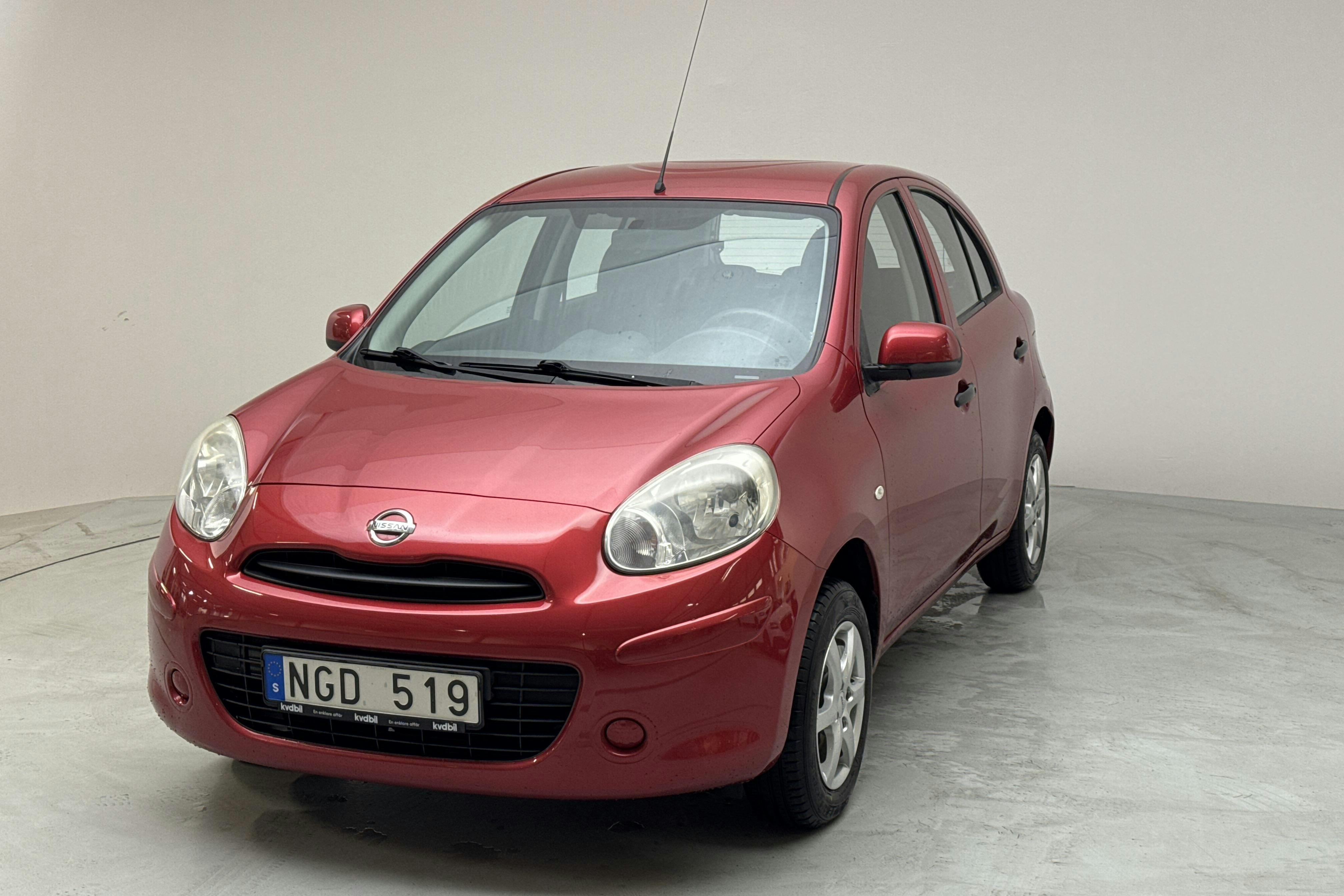 Nissan Micra 1.2 5dr (80hk) - 90 810 km - Manual - red - 2013