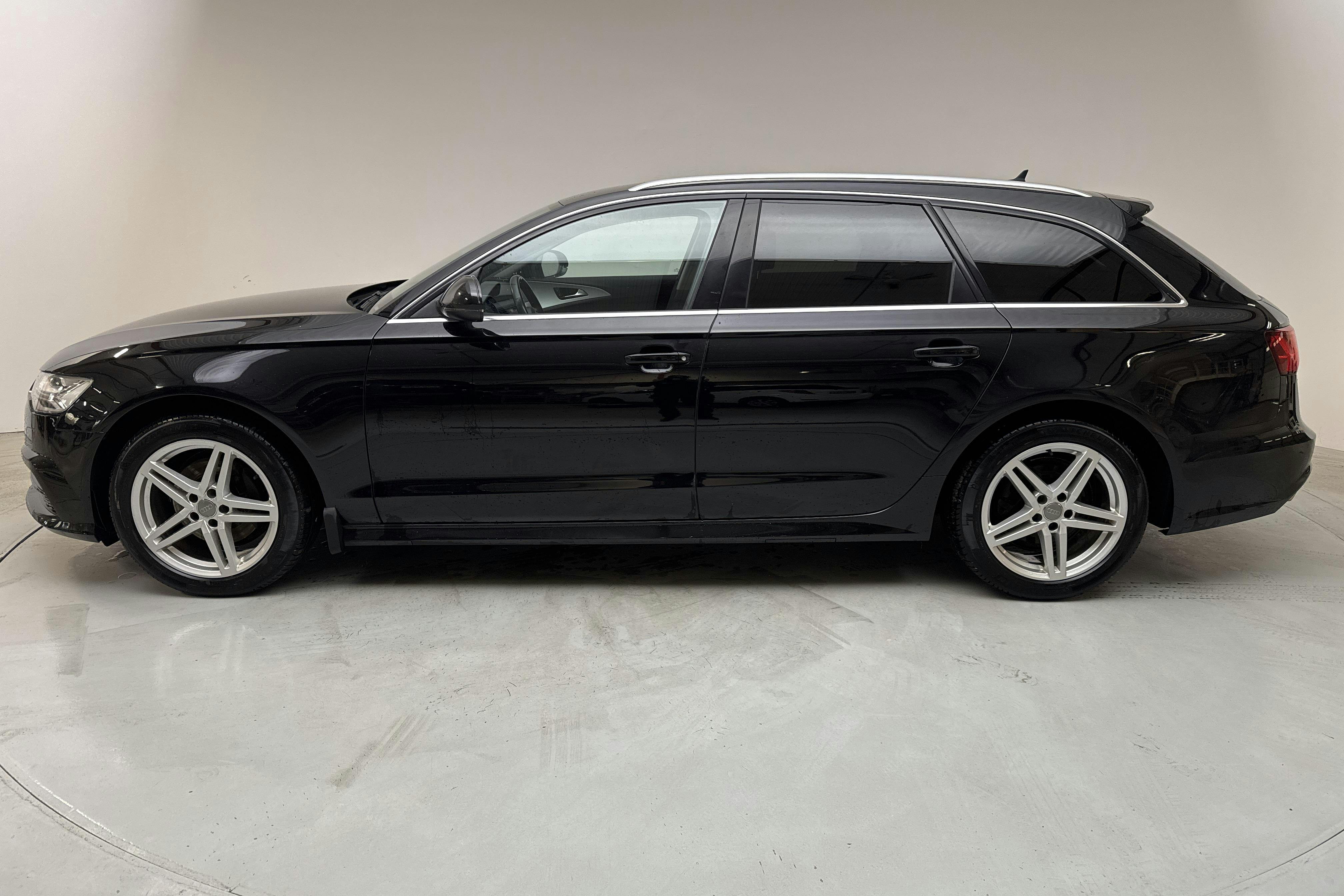 Audi A6 2.0 TDI Avant (190hk) - 11 520 mil - Automat - svart - 2018