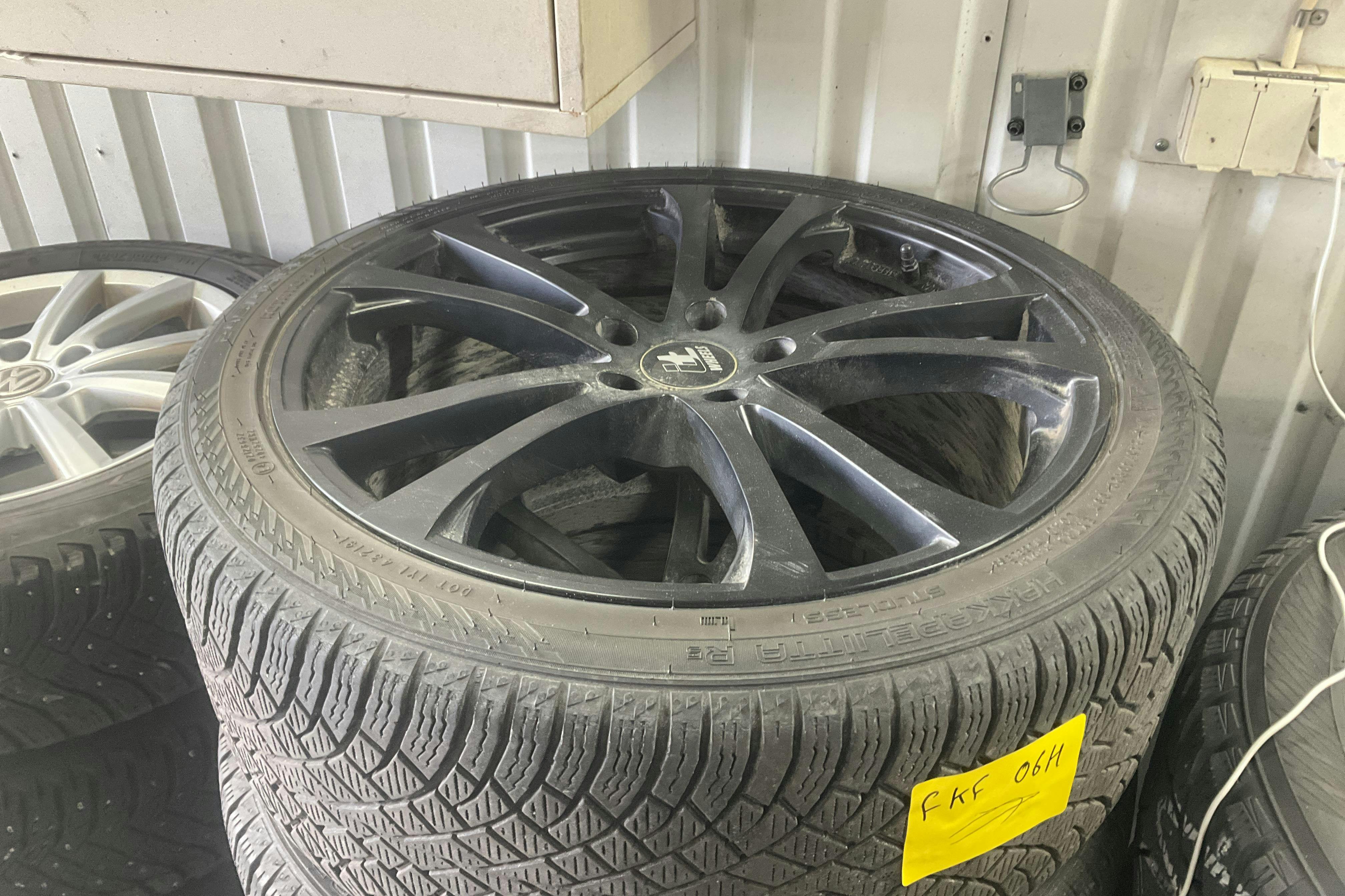 Tesla Model S 100D - 287 370 km - Automatic - black - 2019