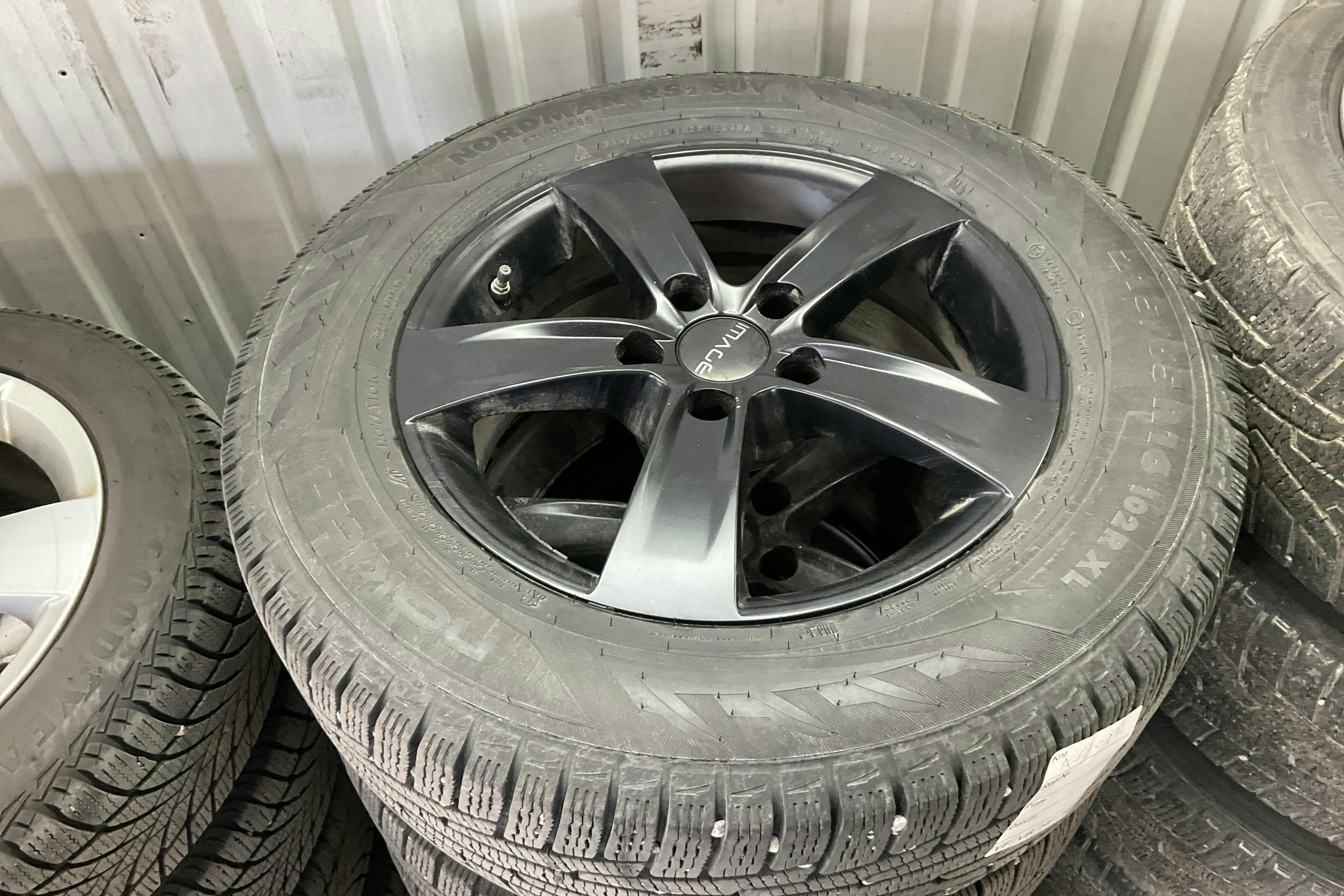 Toyota C-HR 1.8 HSD (122hk) - 3 526 mil - Automat - Dark Grey - 2021
