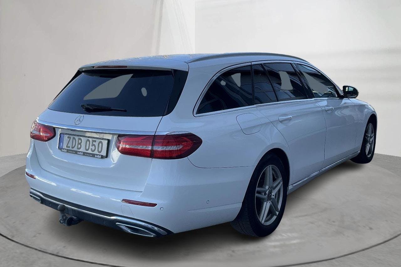 Mercedes E 220 d 4MATIC Kombi S213 (194hk) - 31 658 mil - Automat - vit - 2018