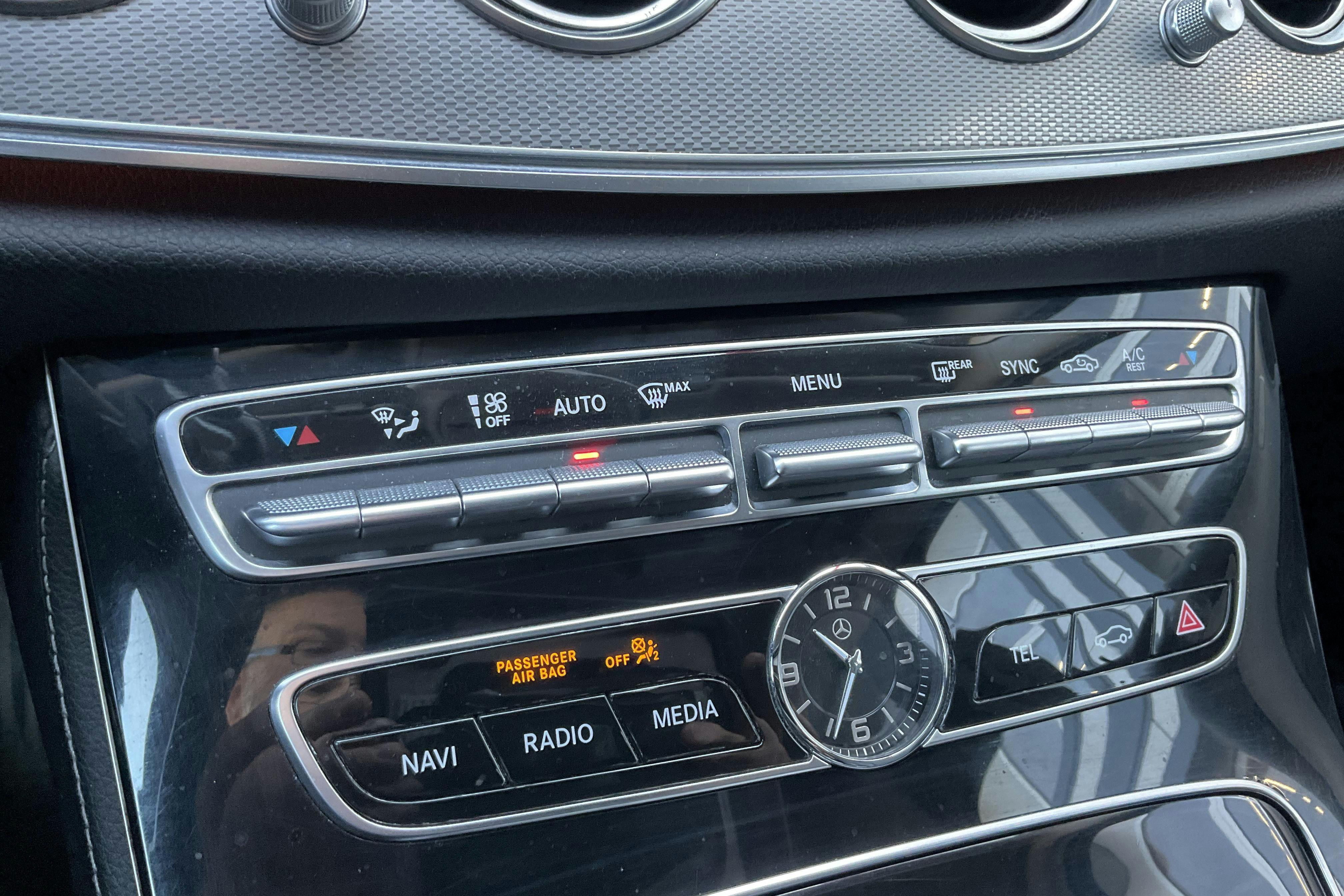 Mercedes E 220 d 4MATIC Kombi S213 (194hk) - 31 658 mil - Automat - vit - 2018
