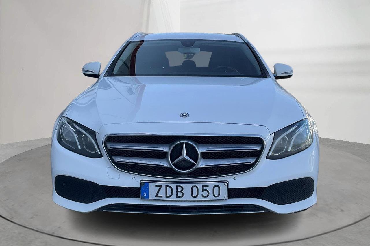 Mercedes E 220 d 4MATIC Kombi S213 (194hk) - 31 658 mil - Automat - vit - 2018