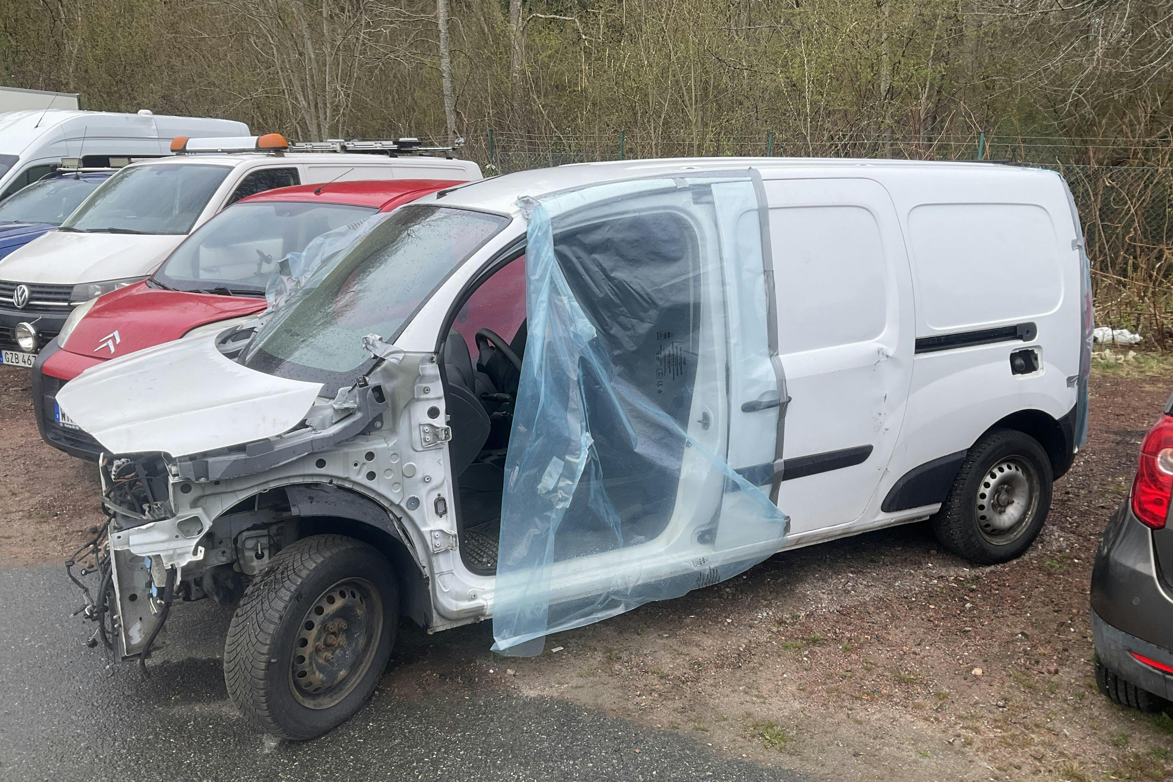 Mercedes Citan 109 1.5 CDI (90hk) - 0 mil - Manuell - vit - 2016