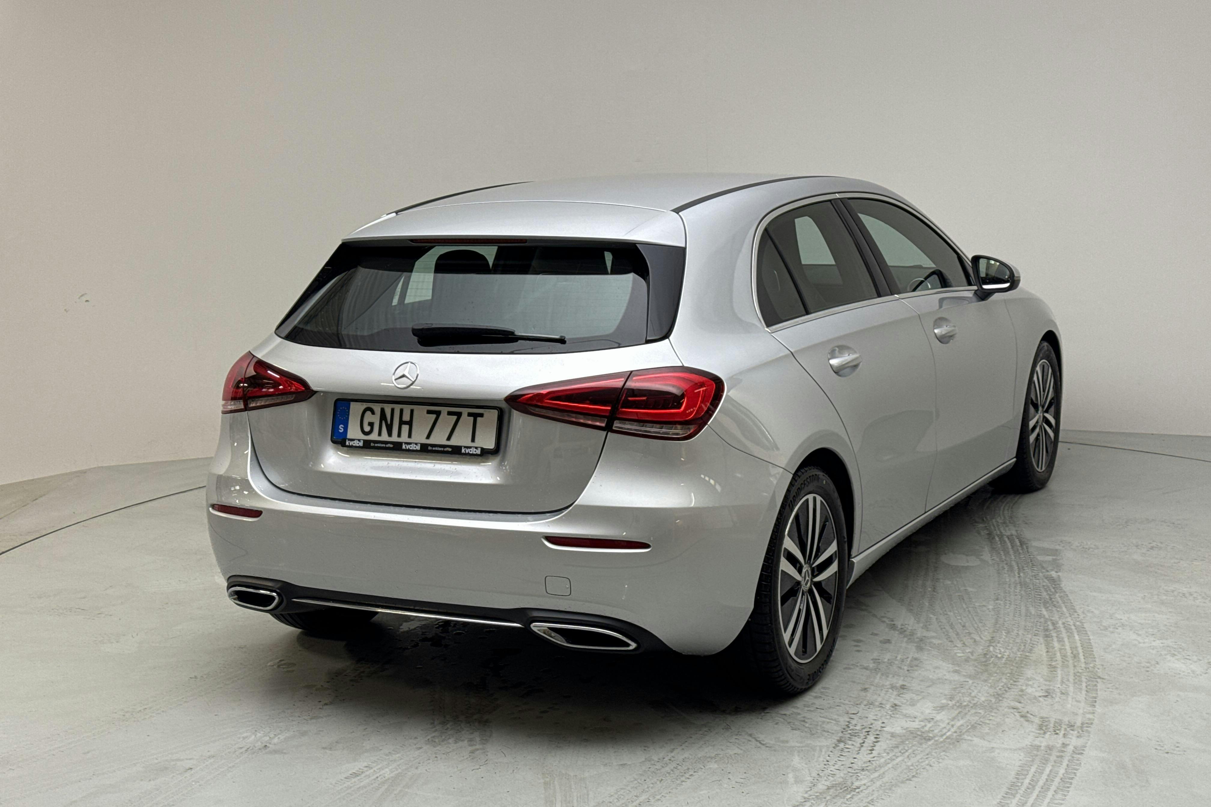 Mercedes A 180 5dr W177 (136hk) - 49 070 km - Manual - silver - 2020