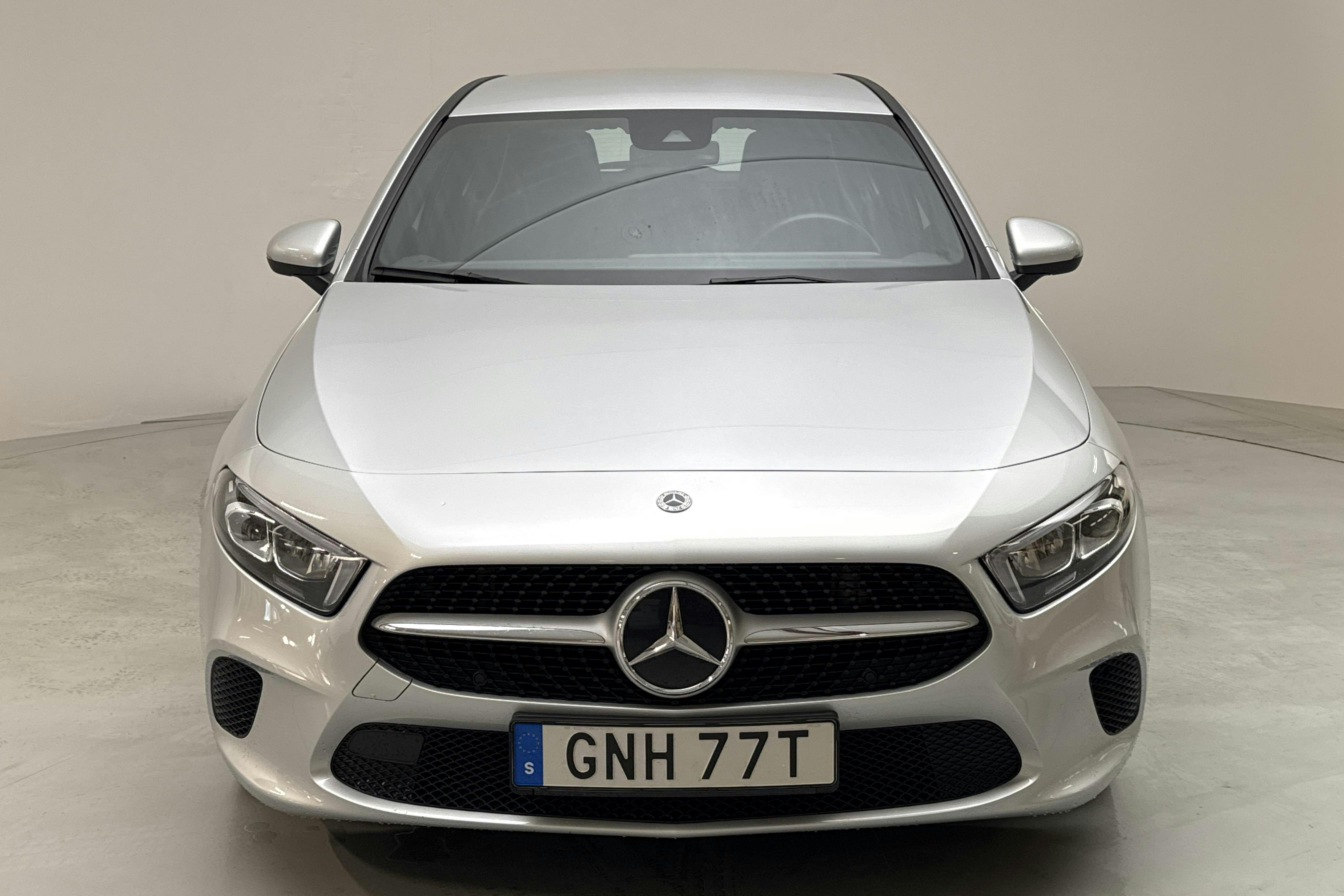 Mercedes A 180 5dr W177 (136hk) - 49 070 km - Manual - silver - 2020
