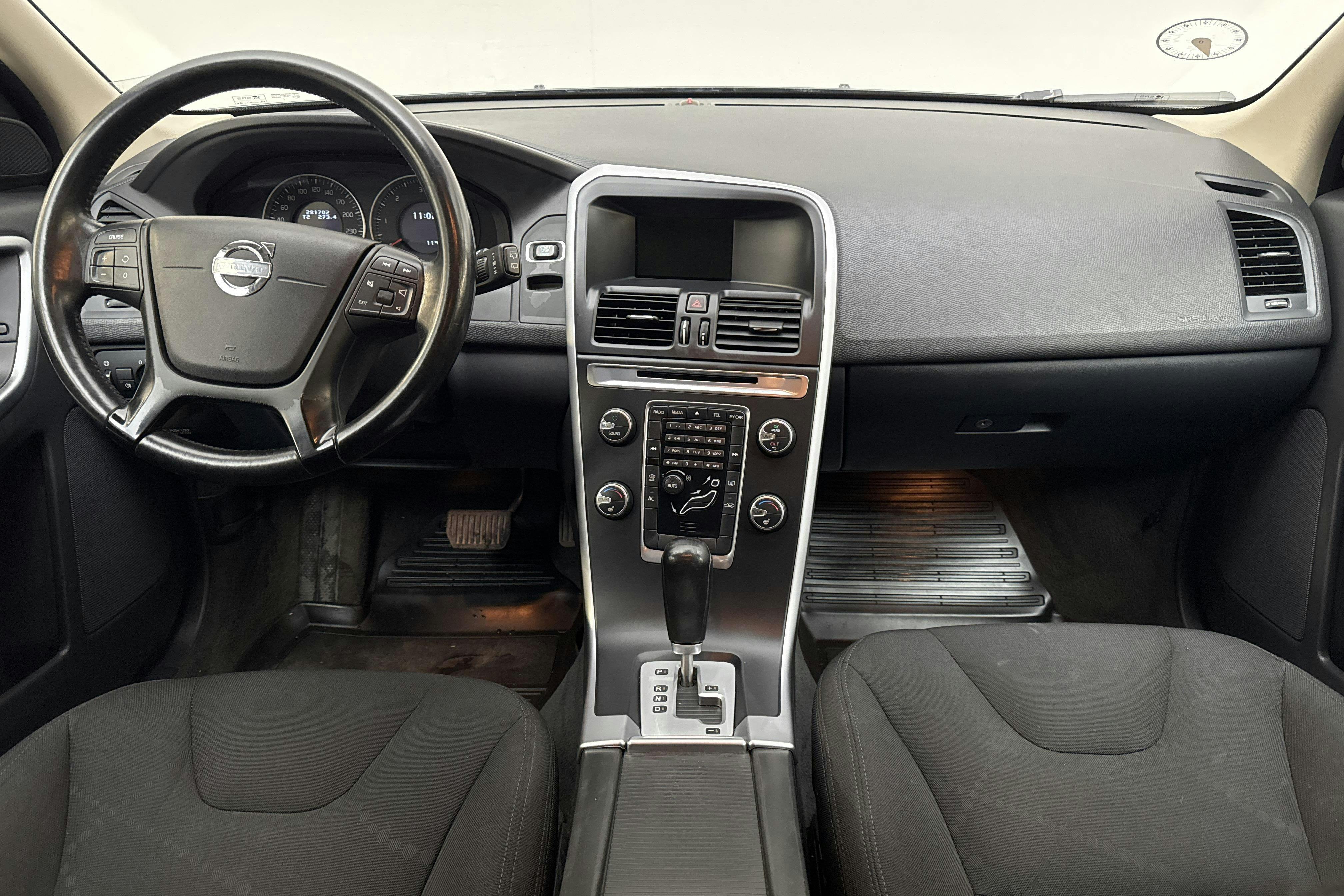 Volvo XC60 D3 2WD (163hk) - 281 700 km - Automatyczna - czarny - 2012