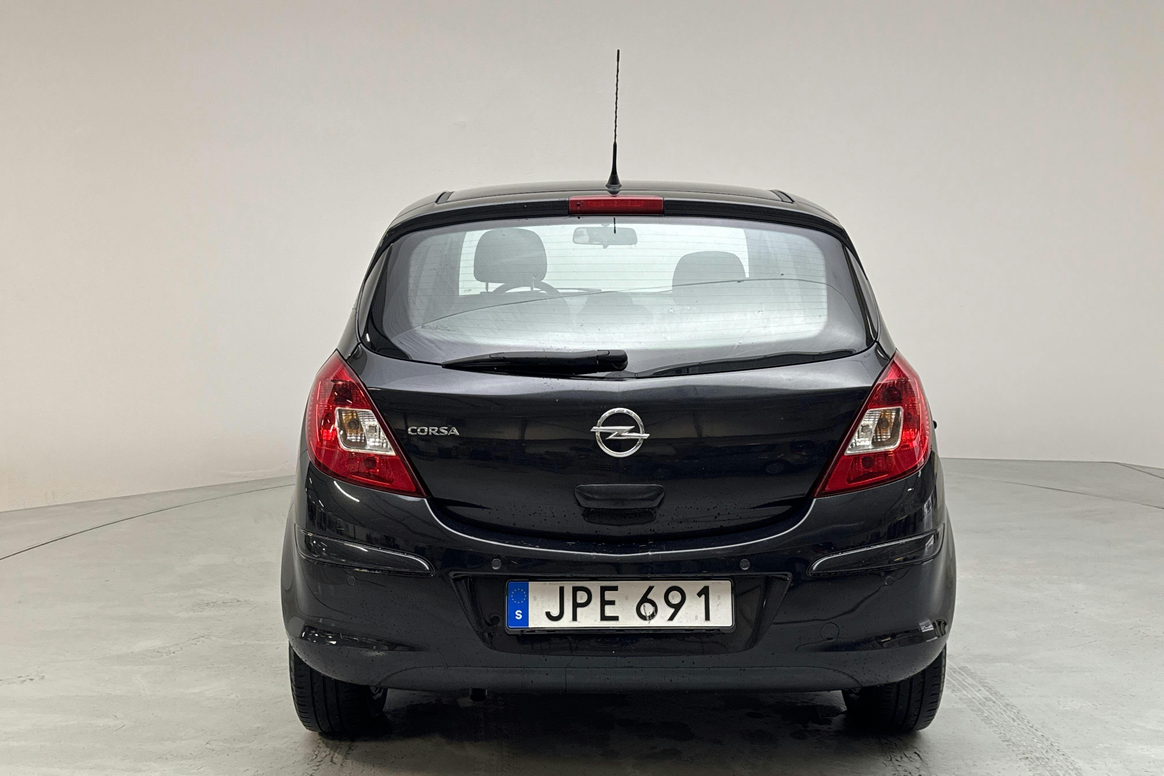 Opel Corsa 1.2 Twinport 5dr (85hk) - 14 416 mil - Manuell - svart - 2014