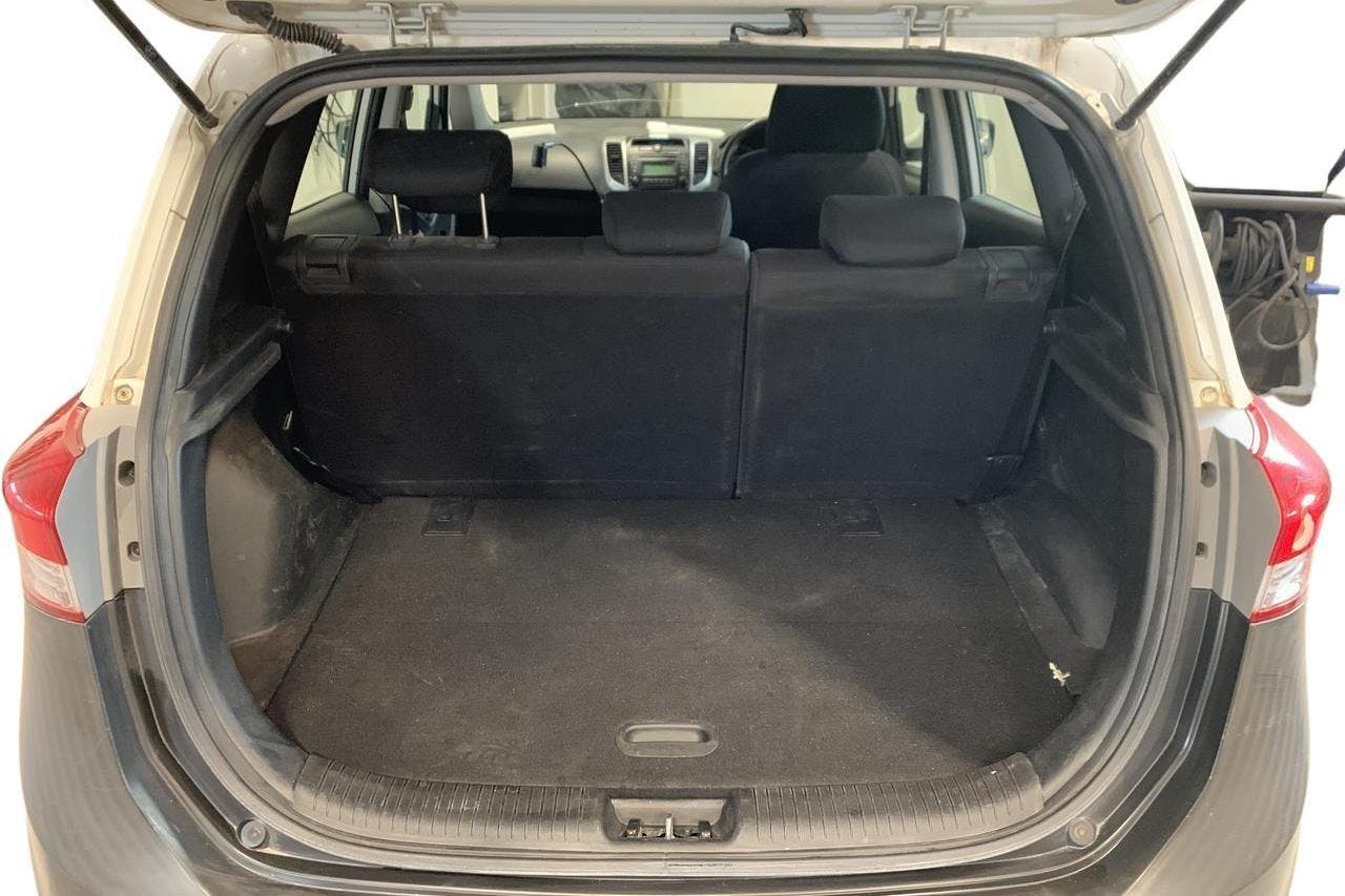 Hyundai ix20 1.6 (125hk) - 253 100 km - Automaatne - valge - 2013