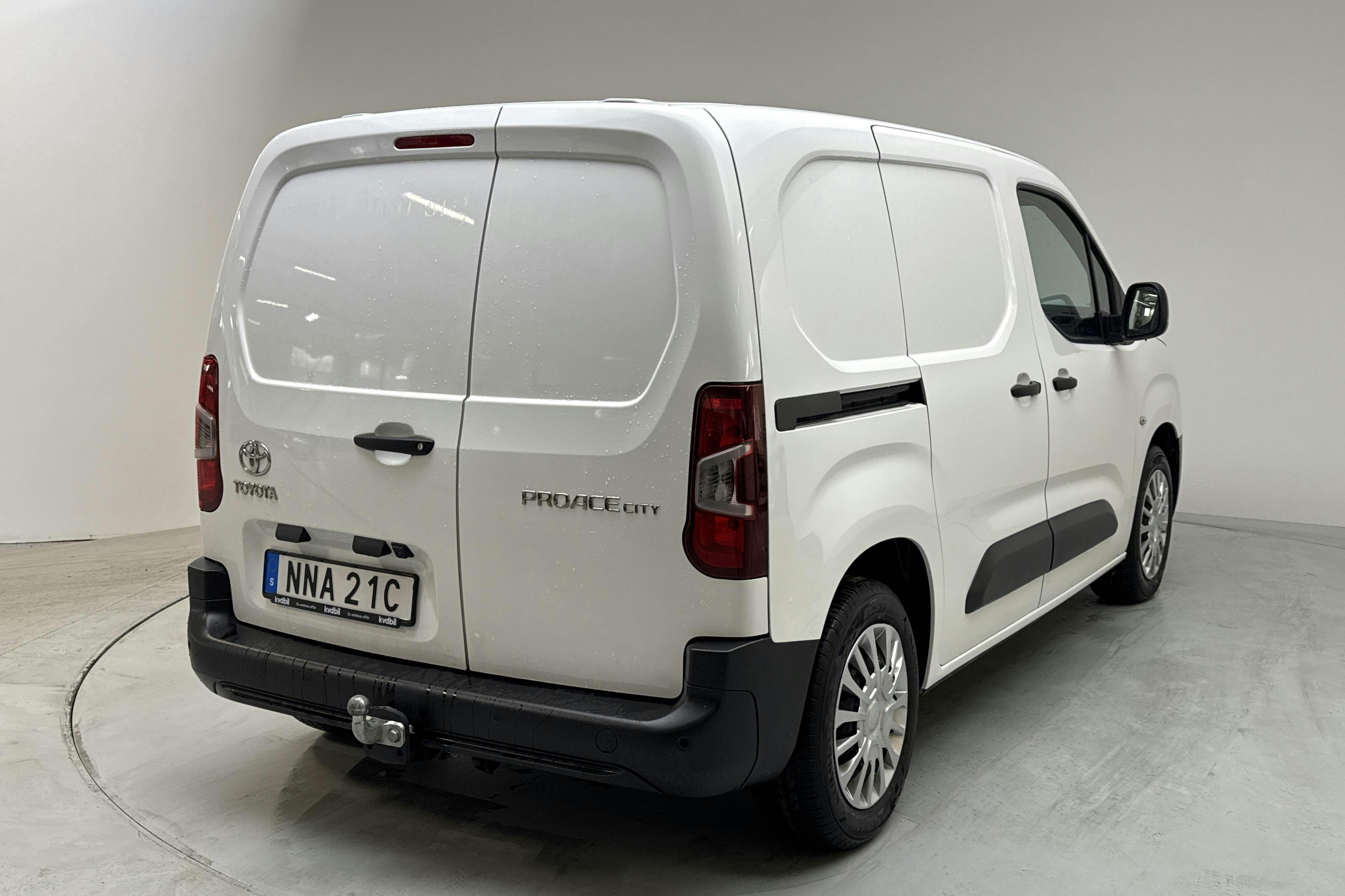 Toyota PROACE CITY 1.5D (130hk) - 11 540 mil - Automat - vit - 2022