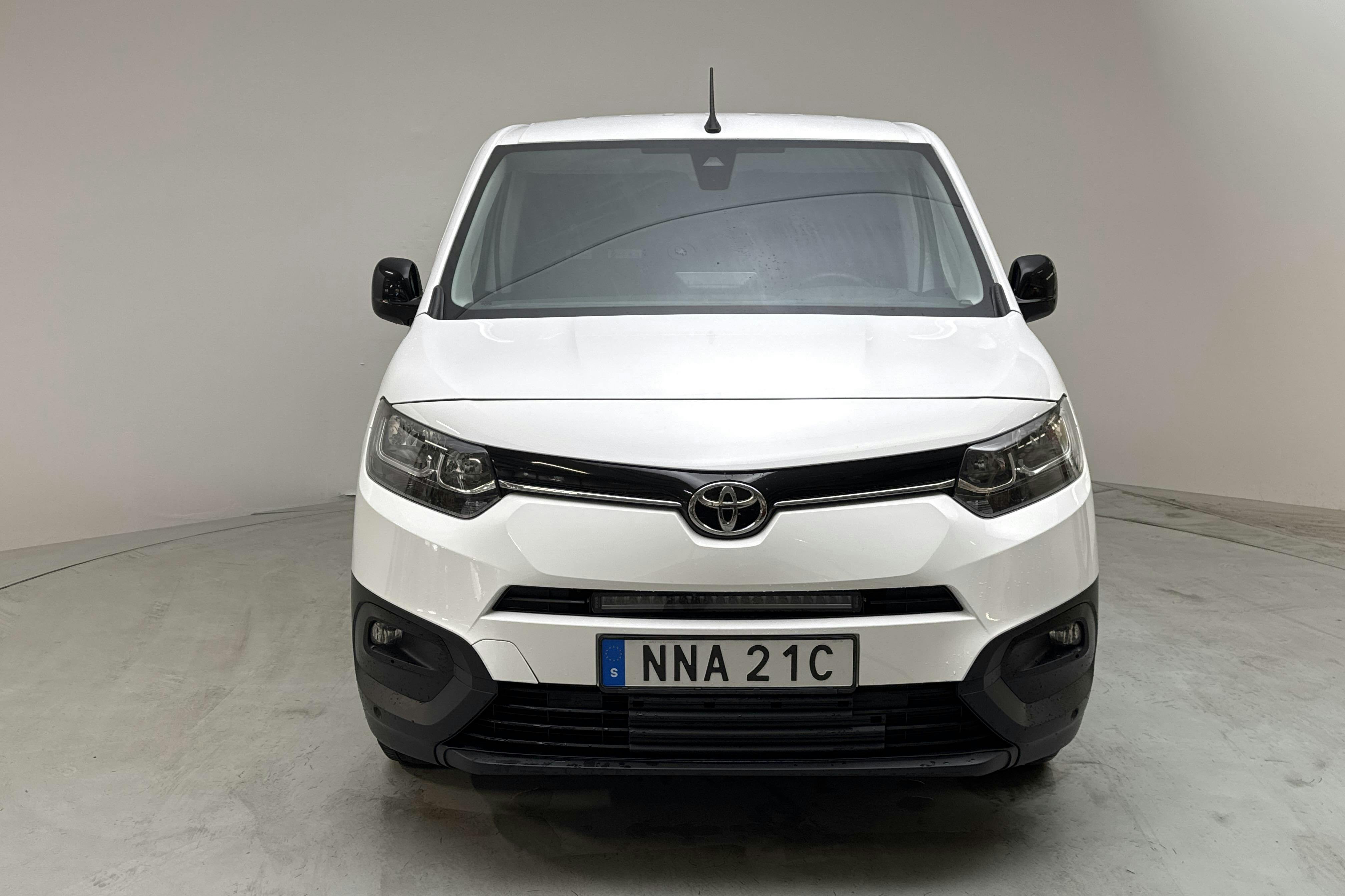 Toyota PROACE CITY 1.5D (130hk) - 11 540 mil - Automat - vit - 2022
