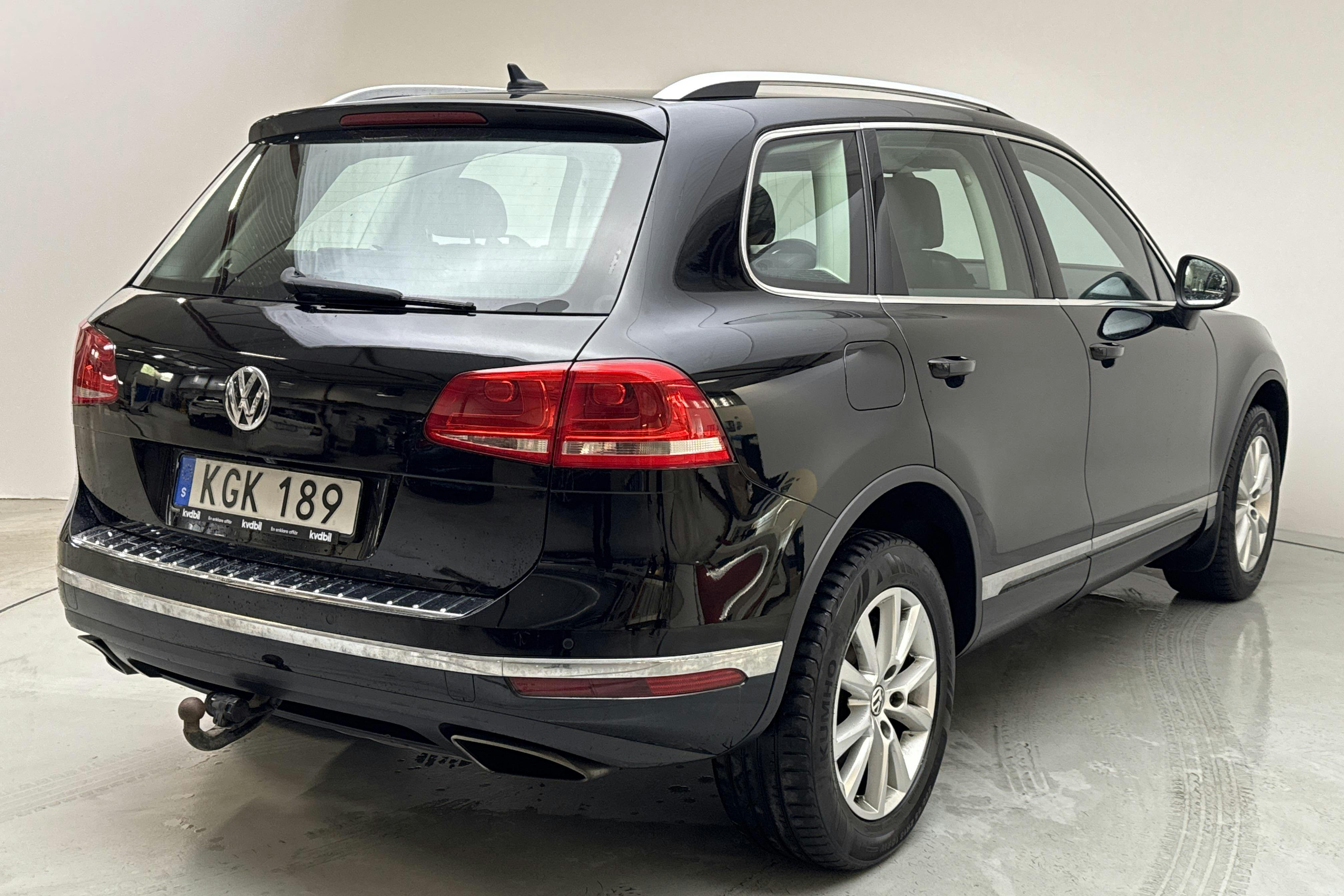 VW Touareg 3.0 TDI BlueMotion Technology (204hk) - 19 491 mil - Automat - svart - 2016