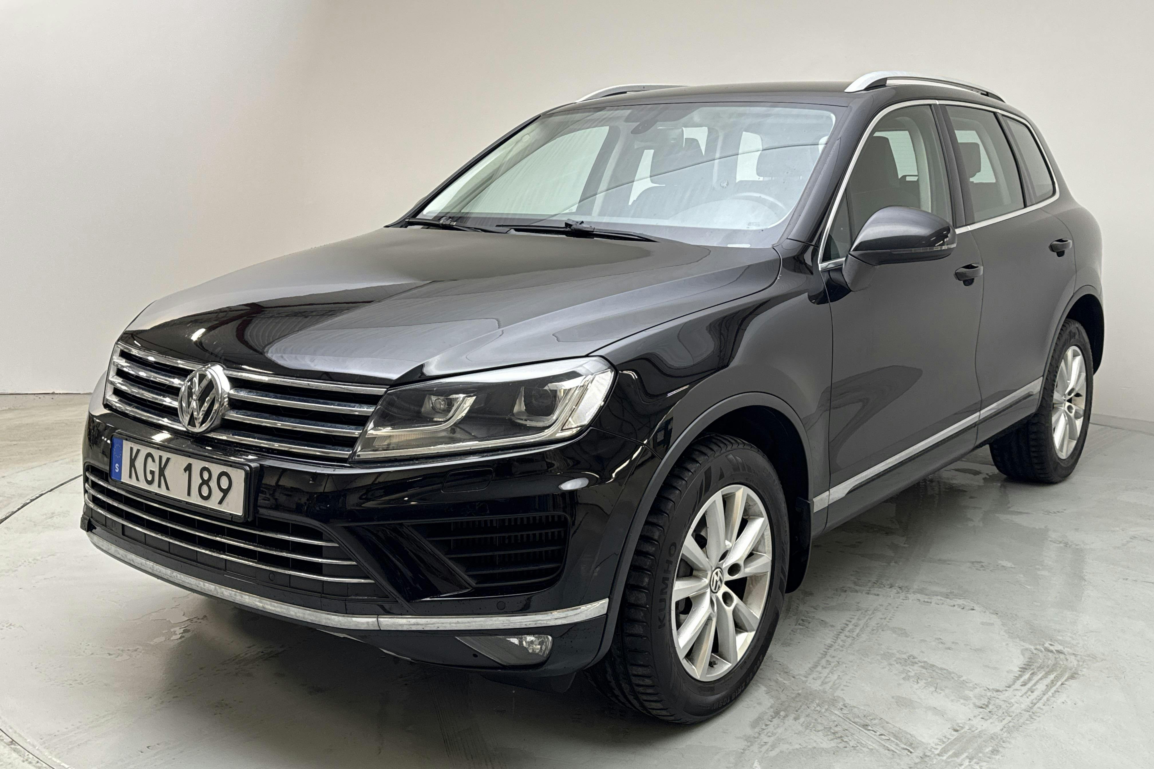 VW Touareg 3.0 TDI BlueMotion Technology (204hk) - 19 491 mil - Automat - svart - 2016