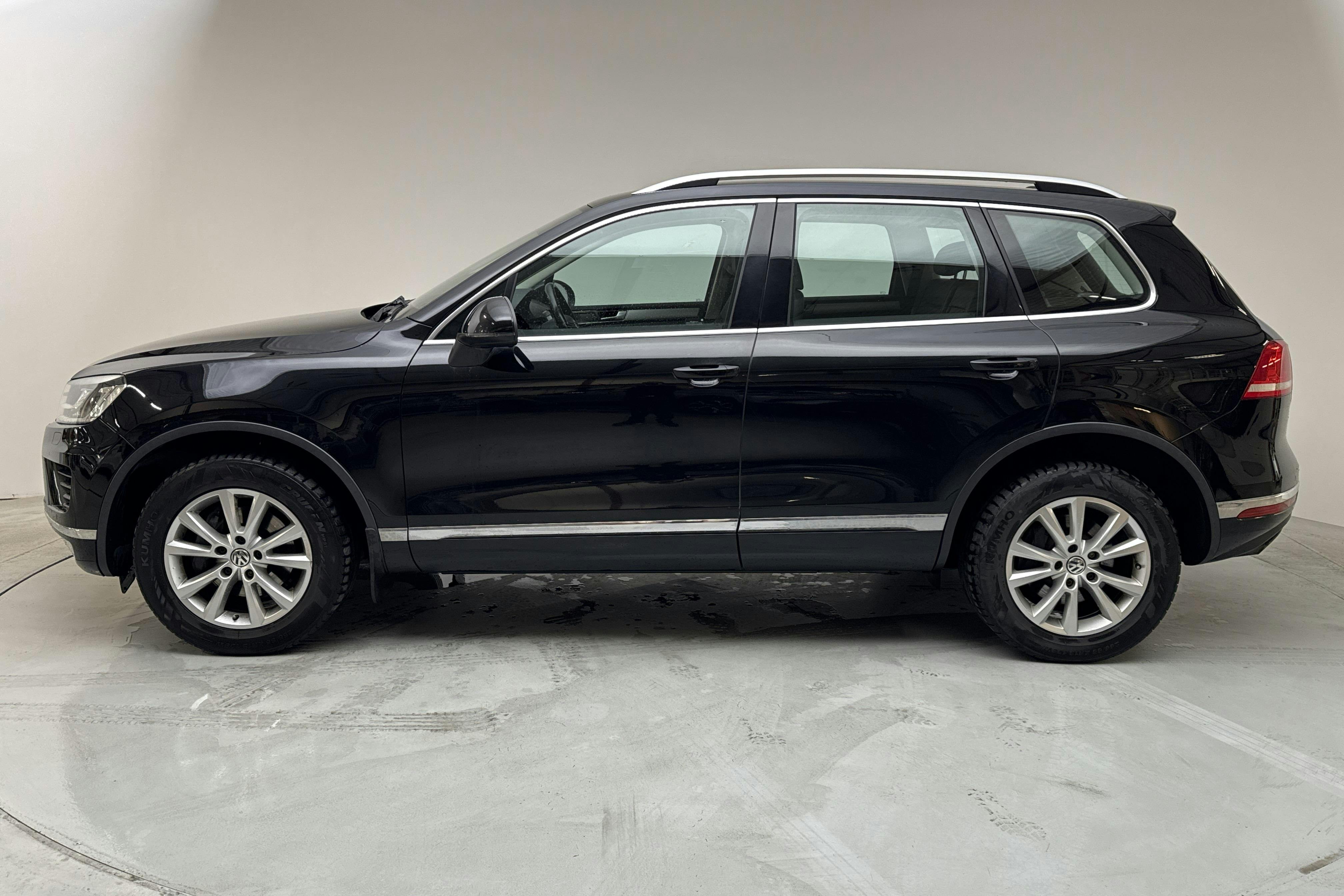 VW Touareg 3.0 TDI BlueMotion Technology (204hk) - 19 491 mil - Automat - svart - 2016