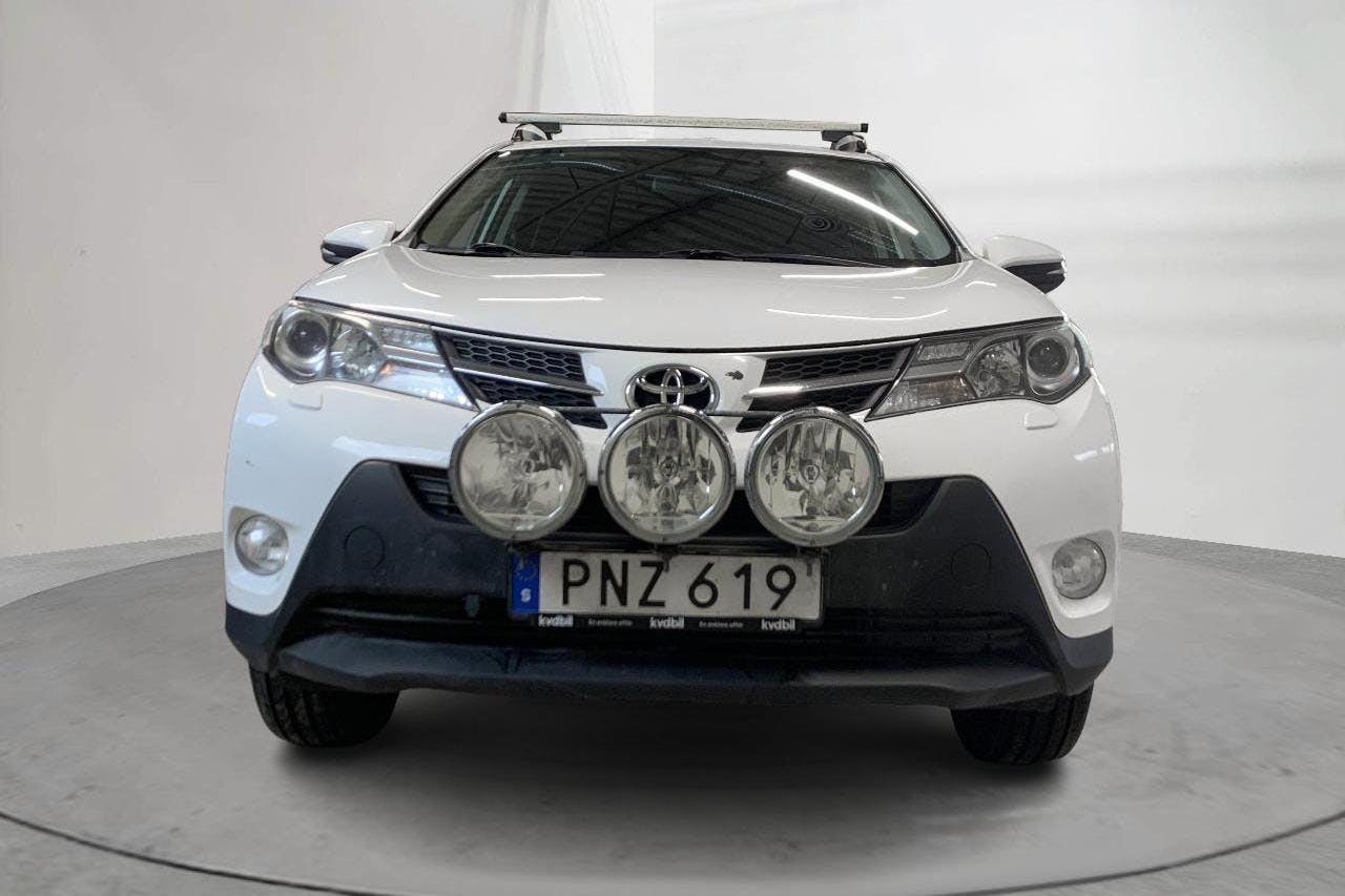 Toyota RAV4 2.0 VVT-i (151hk) - 12 355 mil - Manuell - vit - 2014