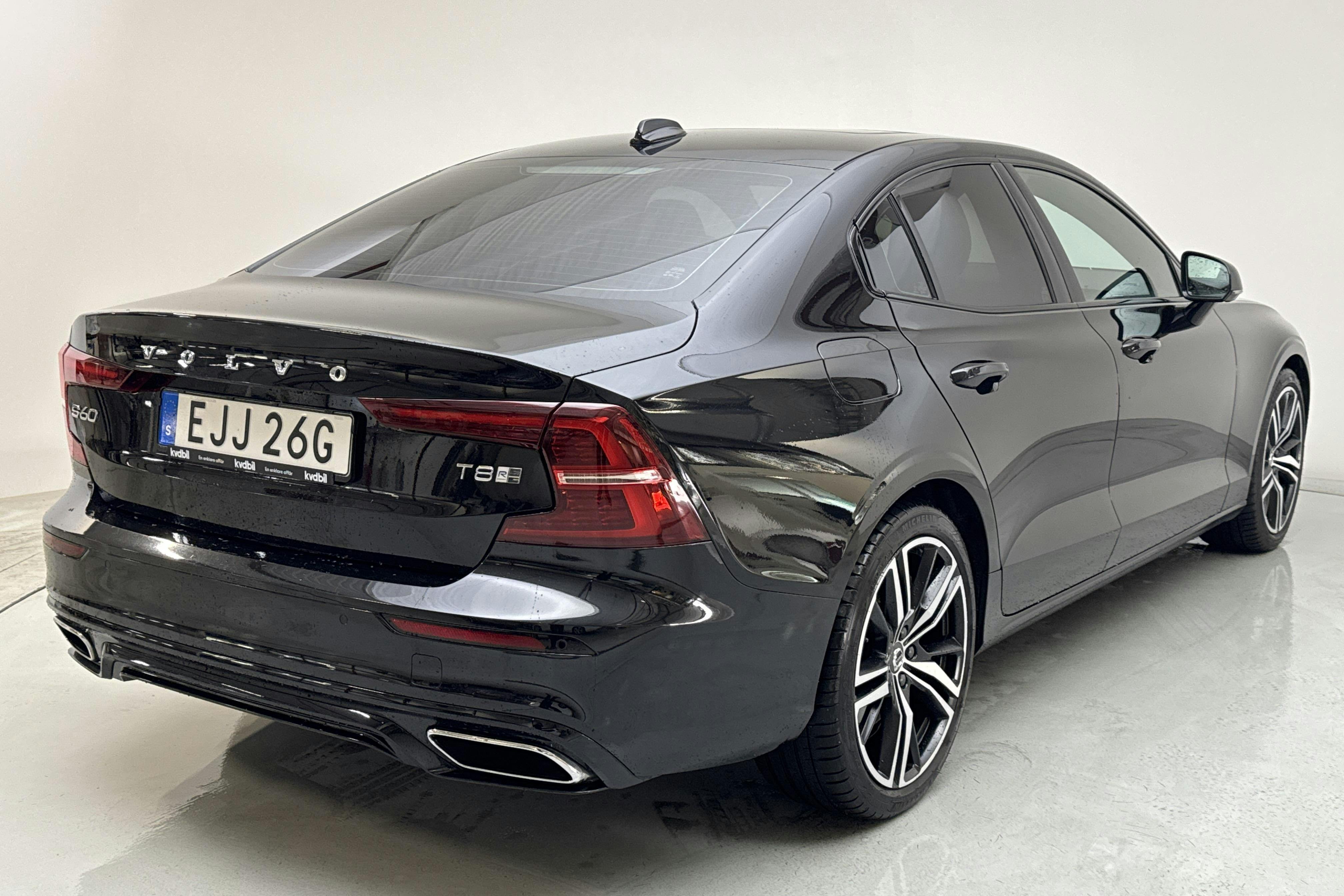 Volvo S60 T8 AWD Twin Engine (390hk) - 88 830 km - Automatic - black - 2020
