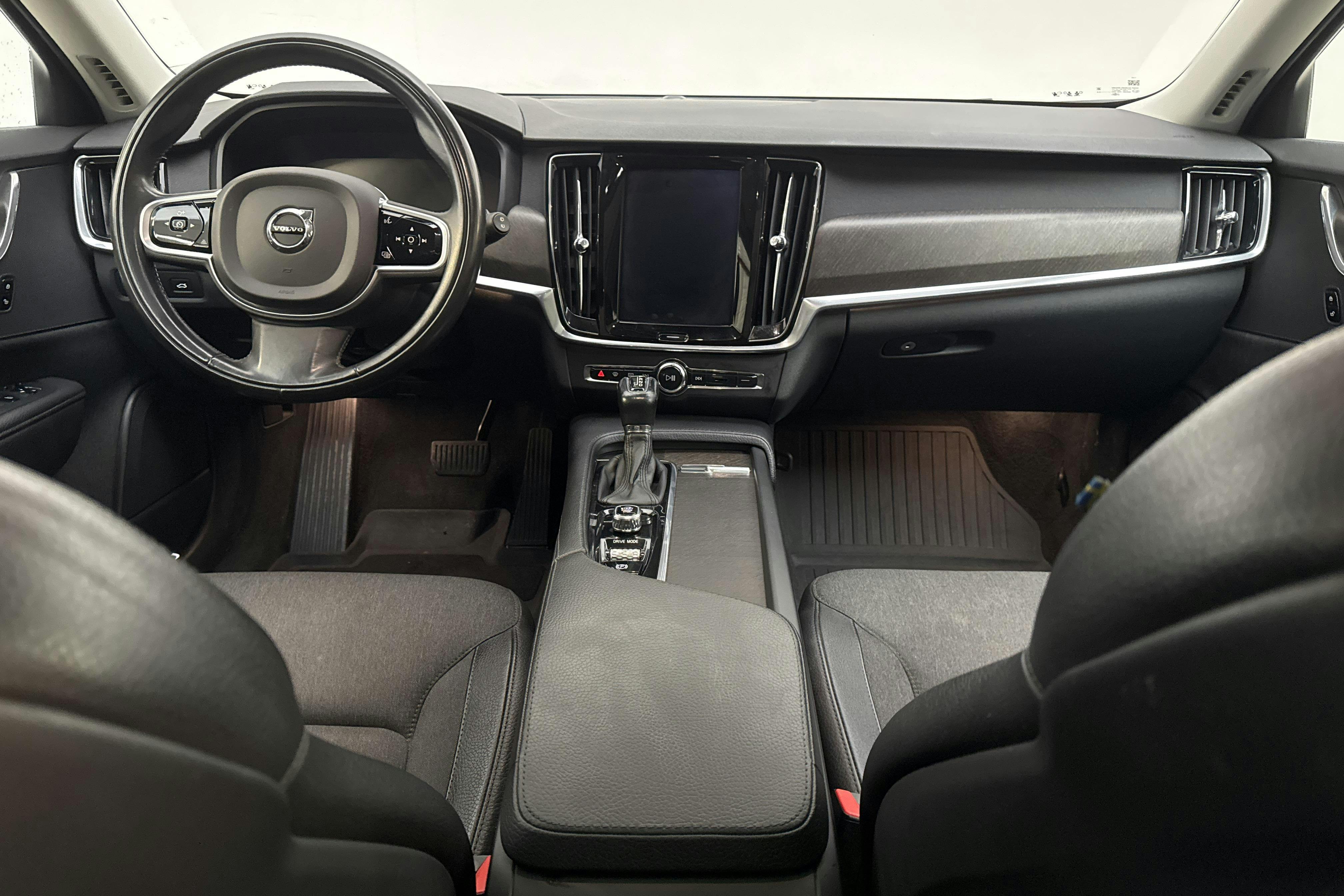 Volvo V90 D4 Cross Country AWD (190hk) - 143 320 km - Automatic - Dark Blue - 2019