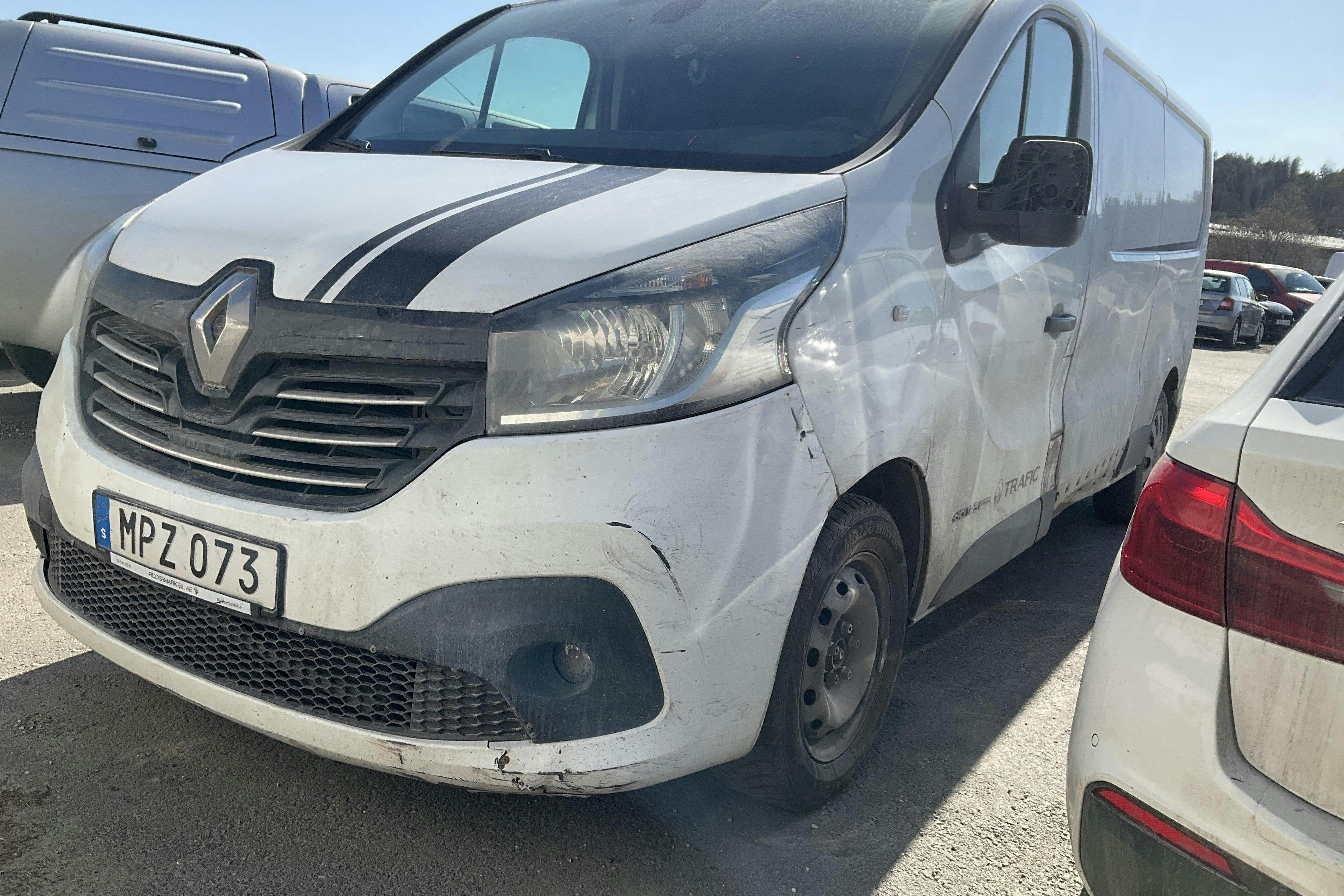 Renault Trafic 1.6 dCi Skåp (125hk) - 236 850 km - Käsitsi - valge - 2017