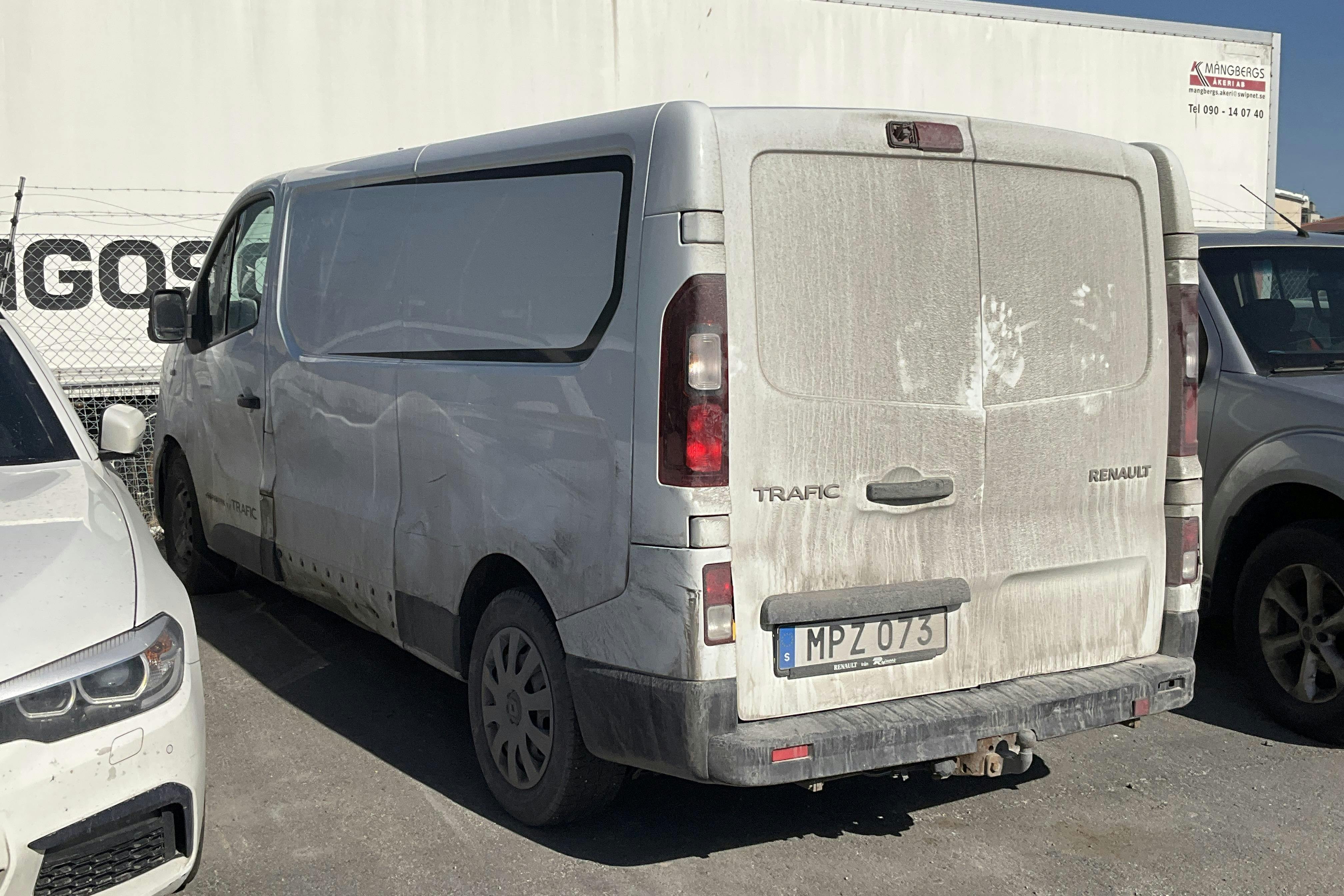 Renault Trafic 1.6 dCi Skåp (125hk) - 236 850 km - Käsitsi - valge - 2017