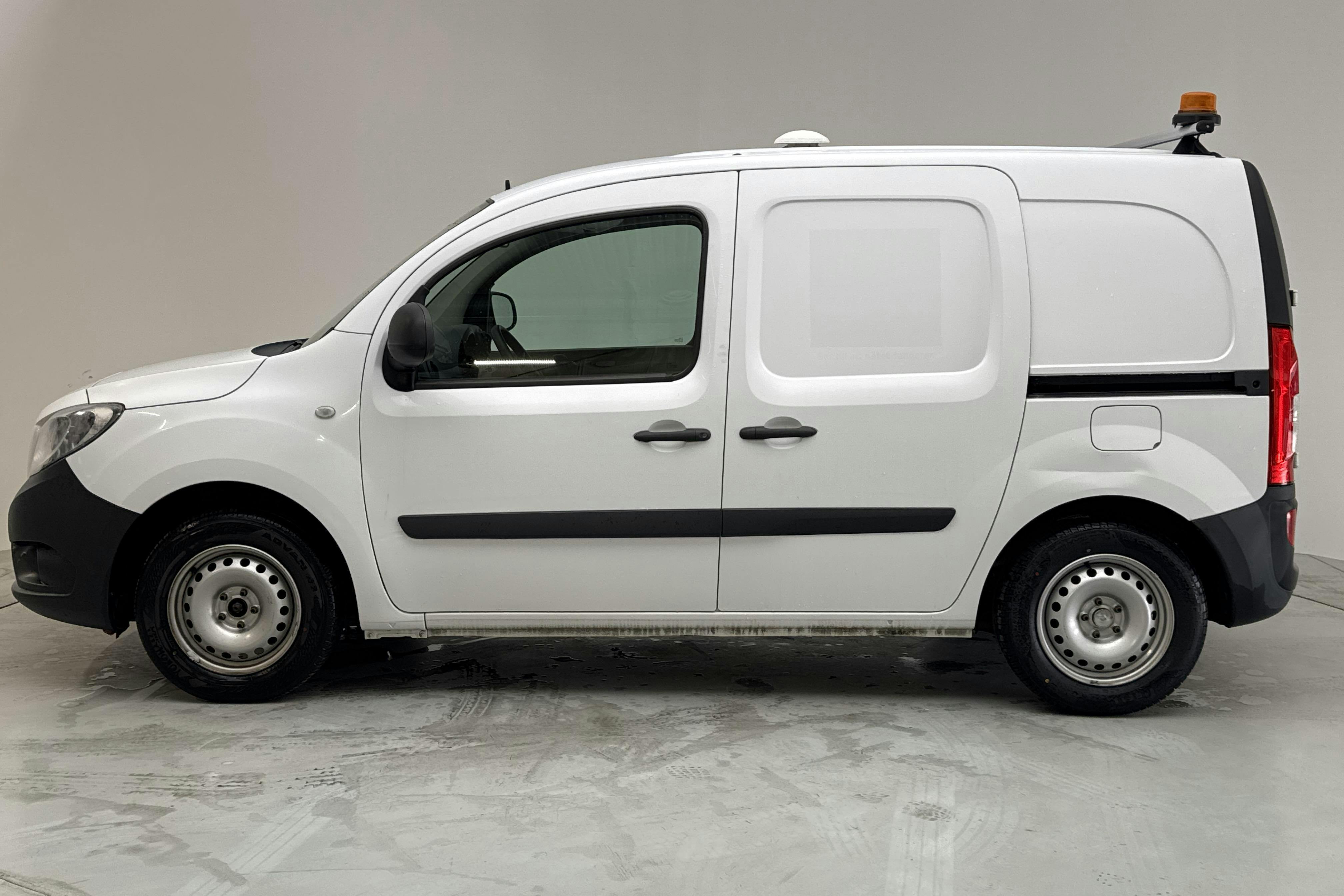 Mercedes Citan 109 1.5 CDI (90hk) - 74 350 km - Manual - white - 2018