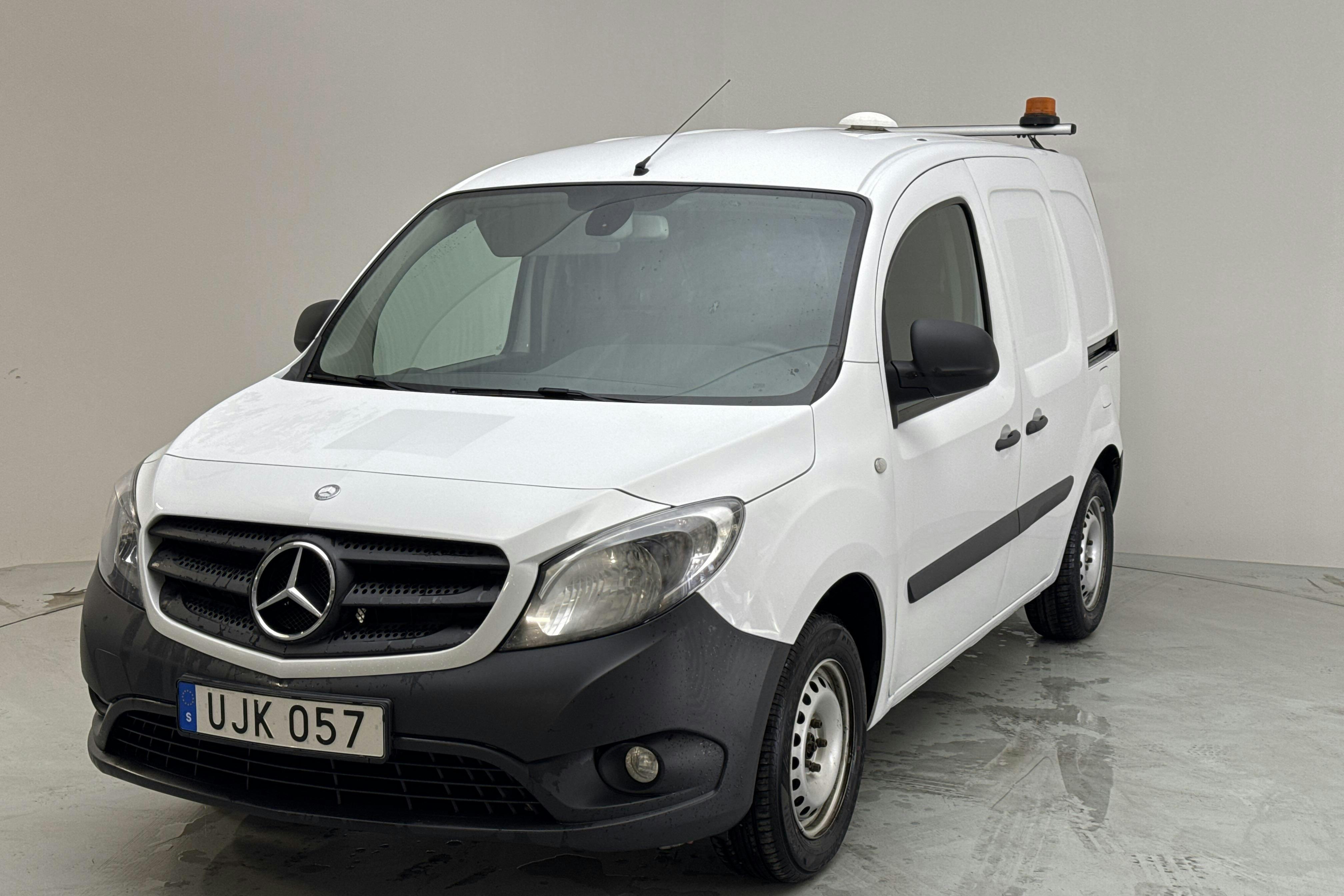 Mercedes Citan 109 1.5 CDI (90hk) - 74 350 km - Manual - white - 2018